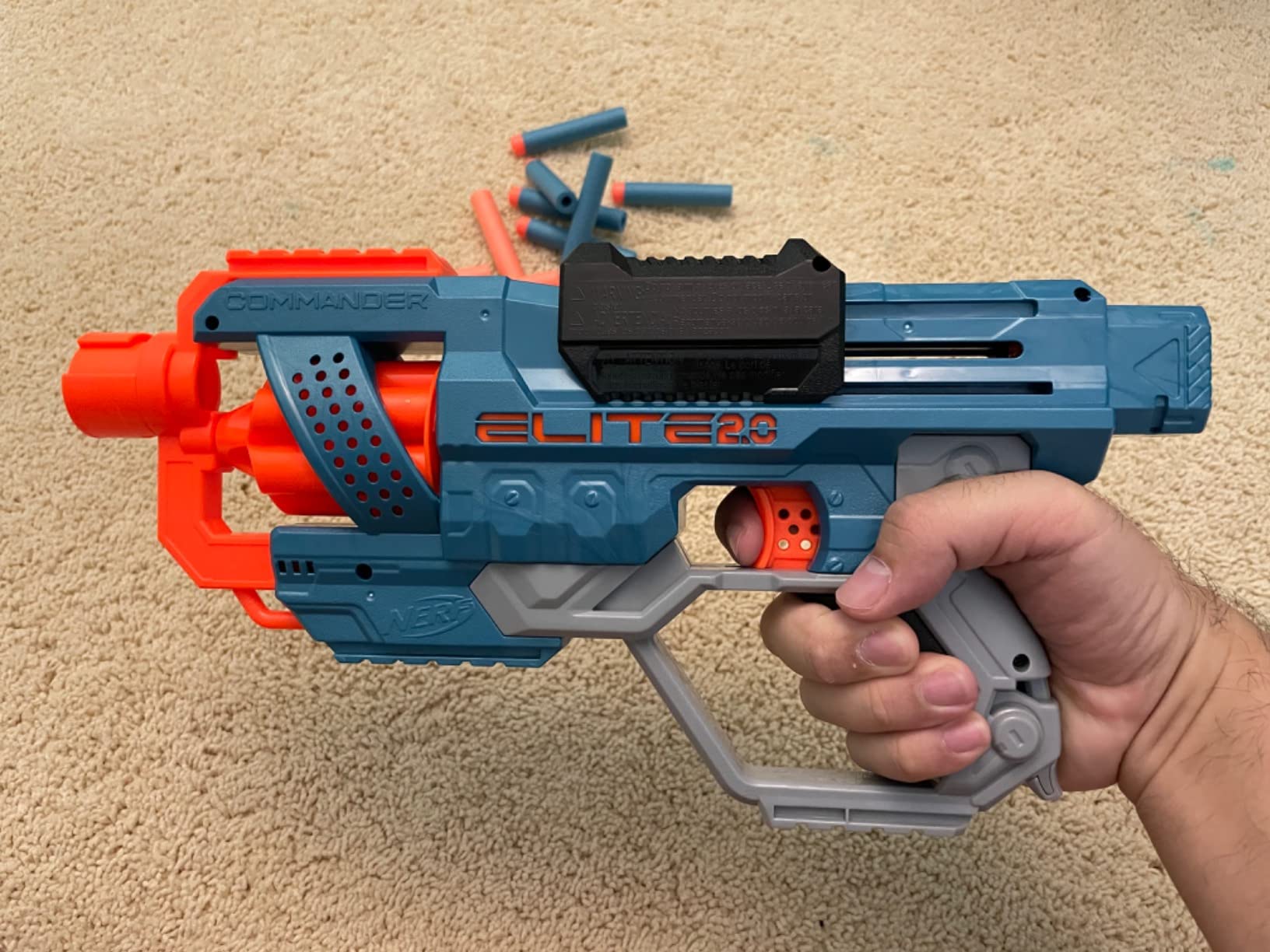 NERF Elite 2.0 Commander RD-6 Dart Blaster, 12 Darts, 6-Dart Rotating Drum, Outdoor Toys, Ages 8 and Up customer photo 2