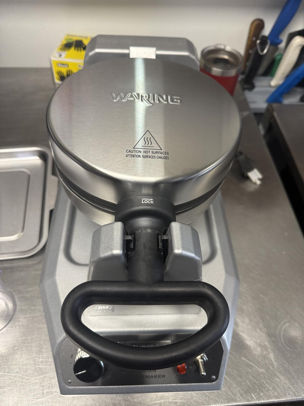 Waring Commercial Belgian Waffle Maker, 25 Waffles per Hour, Rotary Feature for Even Baking, Triple-Coated Nonstick Plates, NSF Certified, WW180X customer photo 1
