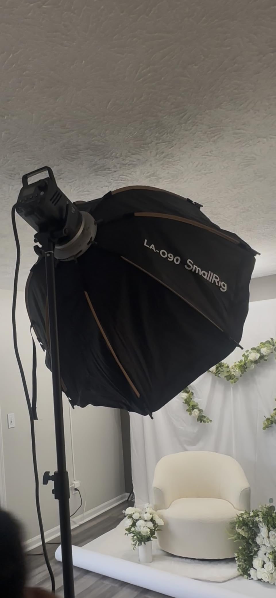 Godox MS300 Compact Studio Flash 300W 2.4G Wireless Monolight with 150W Modeling Lamp, Anti-Preflash, Bowens Mount, 5600K customer photo 1
