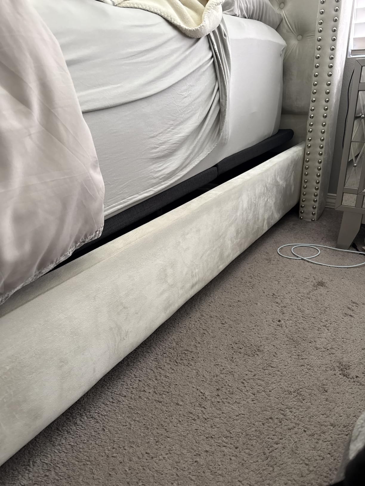 Blissful Nights King e3 Adjustable Bed Base Frame with Head and Foot Incline, Wireless Remote Control, Easy Assembly, and 10 Year Warranty customer photo 1