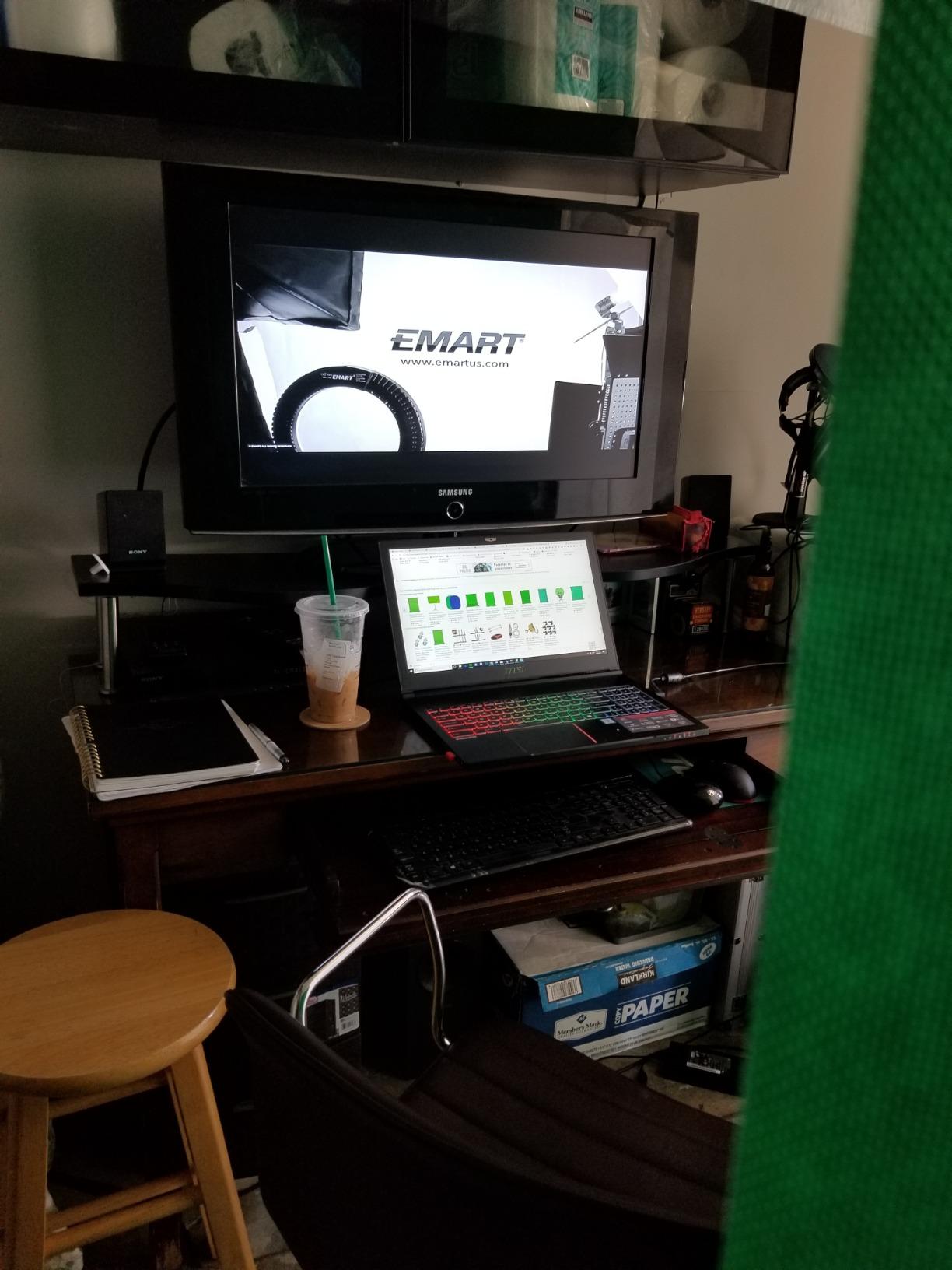 EMART 77x92in Collapsible Chromakey Panel Green Screen for Photo Backdrop Video Studio, Portable Pull Up, Solid Aluminium Base Wrinkle-Resistant Fabric, Auto-Locking Air Cushion Frame customer photo 1