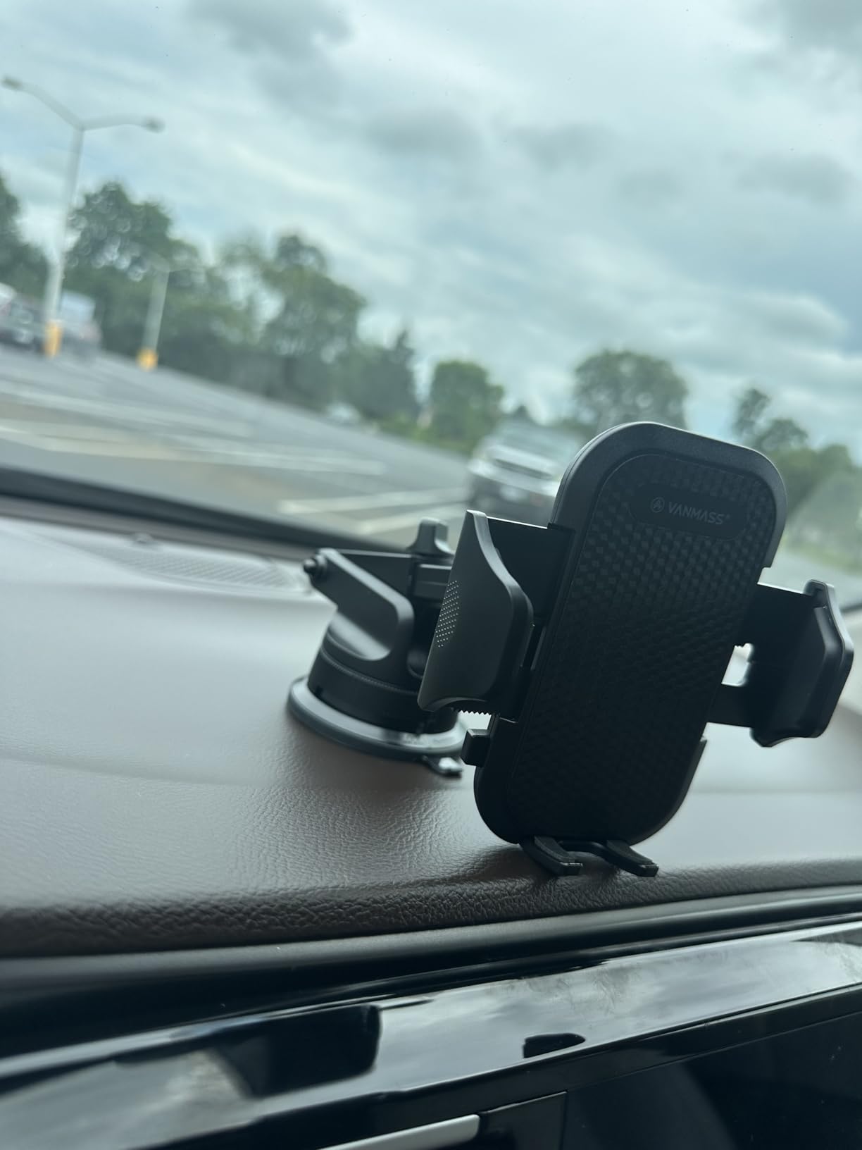 [True Military-Grade] Car Phone Holder VANMASS [Upgraded Strongest Suction&Clip] Cell Phone Mount for Dashboard Windshield Vent Kit, Truck Cradle Stand for iPhone 17 Pro Max 16 15 14 Android,Ink Black customer photo 1
