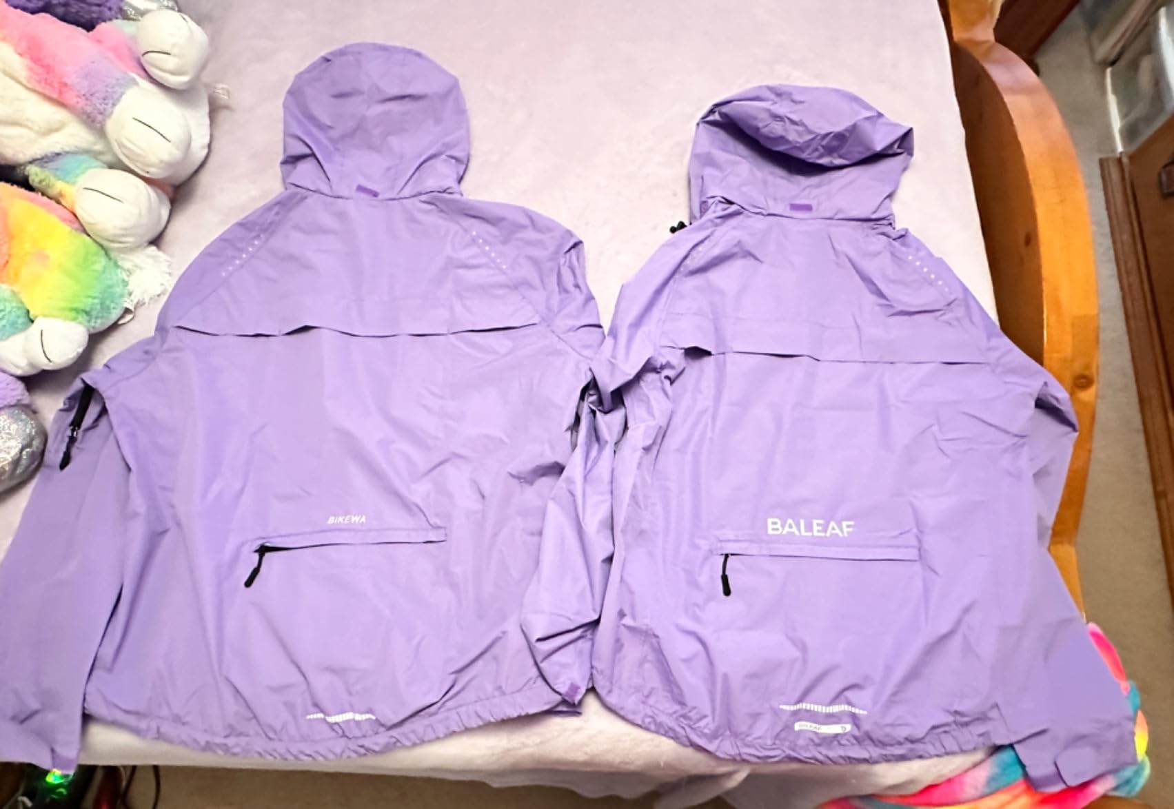 baleaf Women's Rain Jackets Waterproof Windbreaker Packable Running Lightweight Cycling Jacket Reflective Hooded customer photo 2
