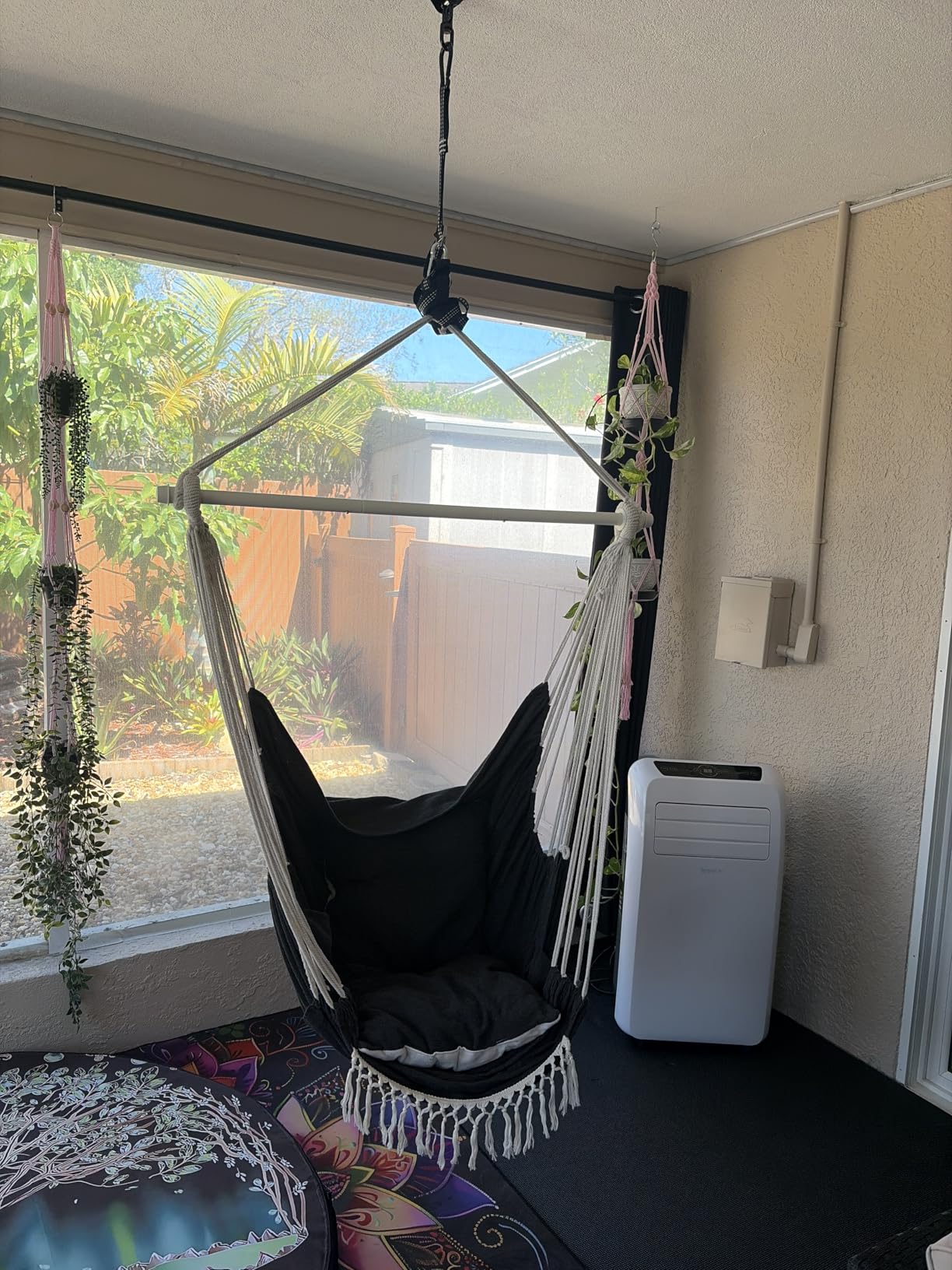 Chihee Hammock Chair Foot Rest 2 Cushions Max 485 lbs Metal Spreader Bar, Robust Hanging Chair Soft Cotton Blended Swing Collapsible Easy Storage Strong Strap Iron Carabiner Pocket Indoor Outdoor customer photo 2