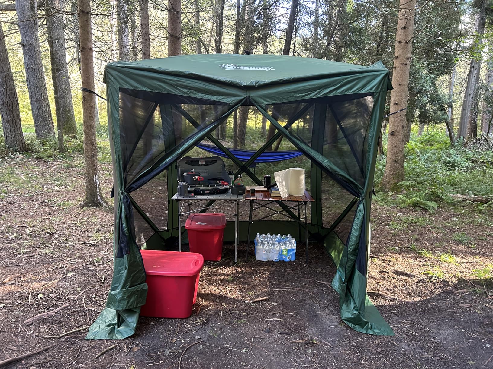 Outsunny Pop Up Camping Canopy Gazebo Screen Shelter Tent with Single Person Easy Set-Up, Ventilating Mesh, 7x7FT customer photo 1