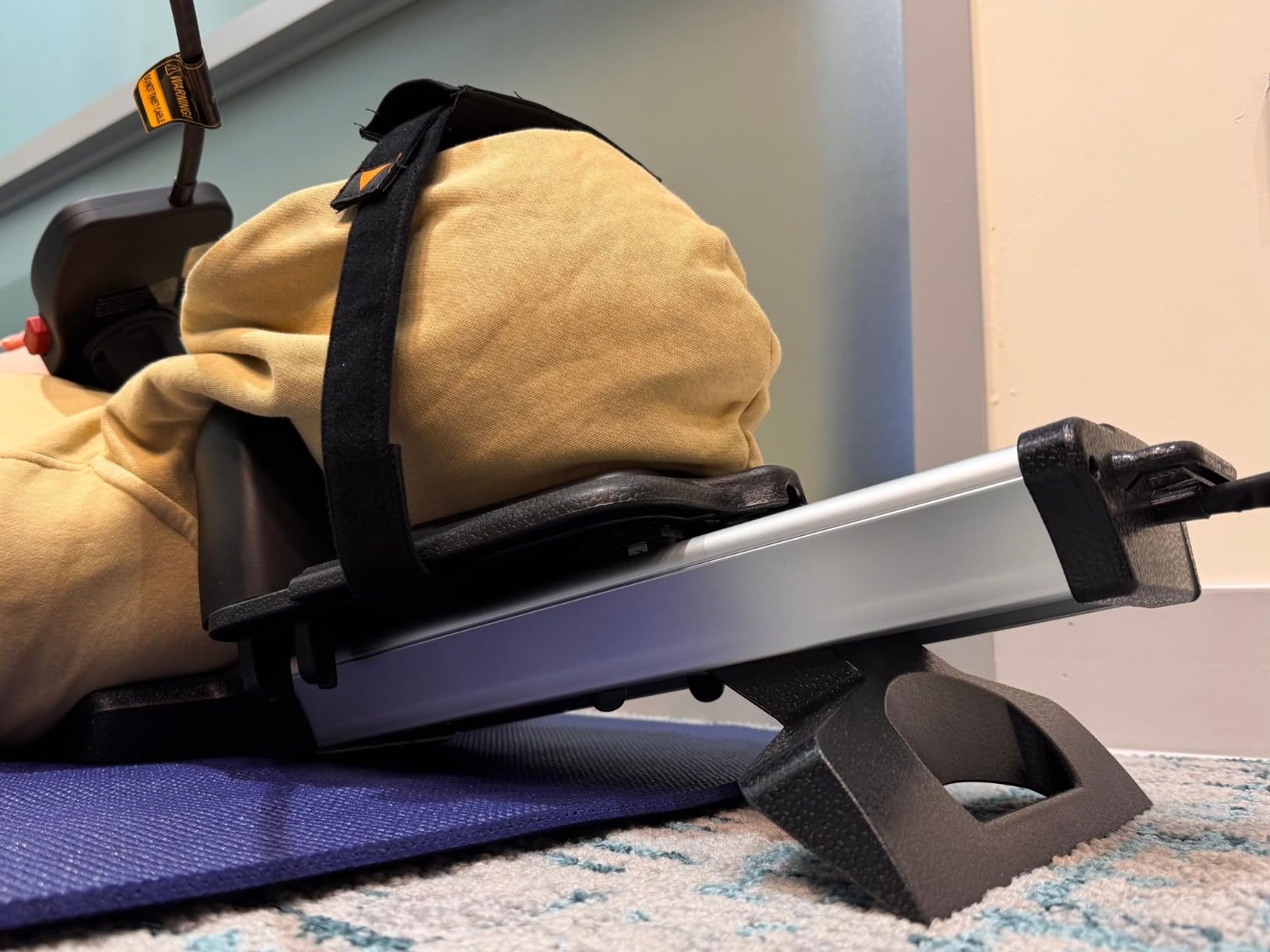 iSTIM WeTrac Cervical Neck Traction Device, Relaxer and Stretcher, Pain Relief for Spinal Decompression, Relieving Pinched Nerves, and Cervical Pain, Home Use, with Travel Bag customer photo 1