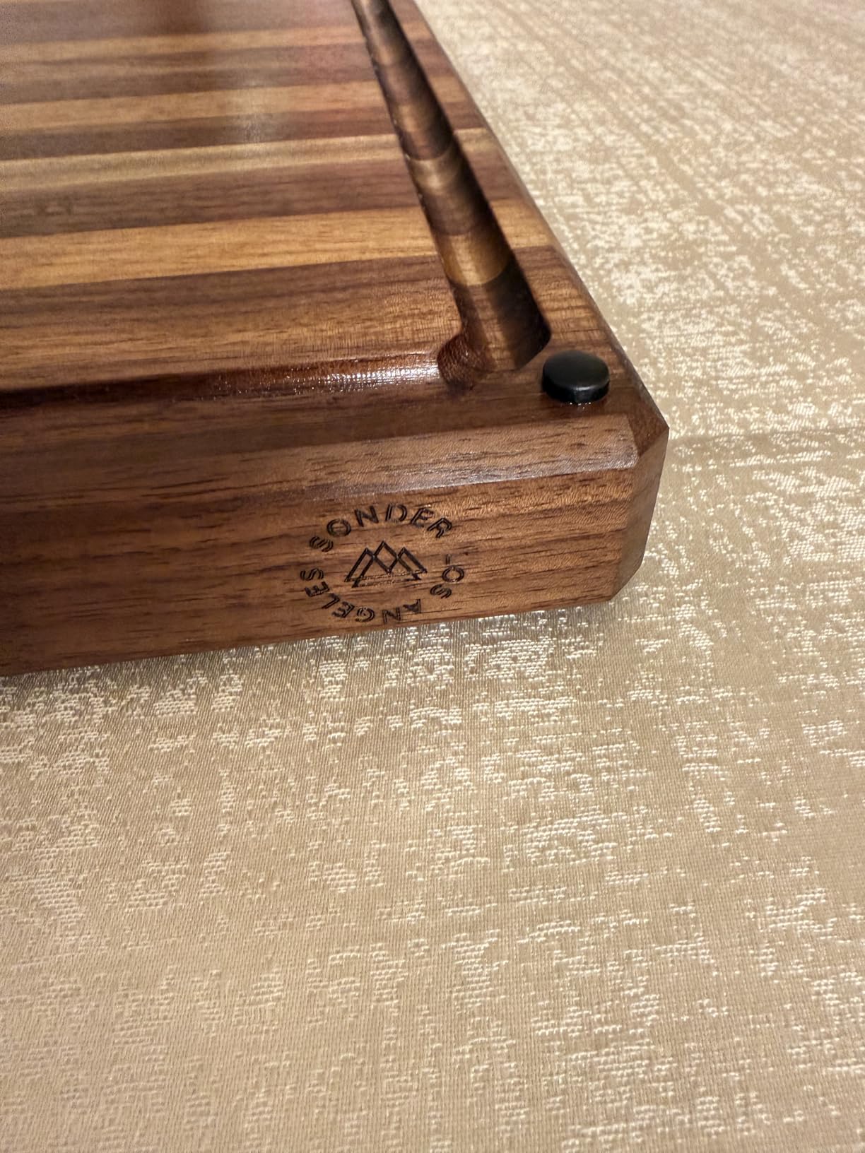 Sonder Los Angeles Doheny Wood Cutting Board Set | Acacia Edge Grain Cutting Board for Kitchen with Juice Groove | Perfect for Compact Daily Use | Gift Box Included | 14x10x1 in & 12x8x1 in customer photo 1