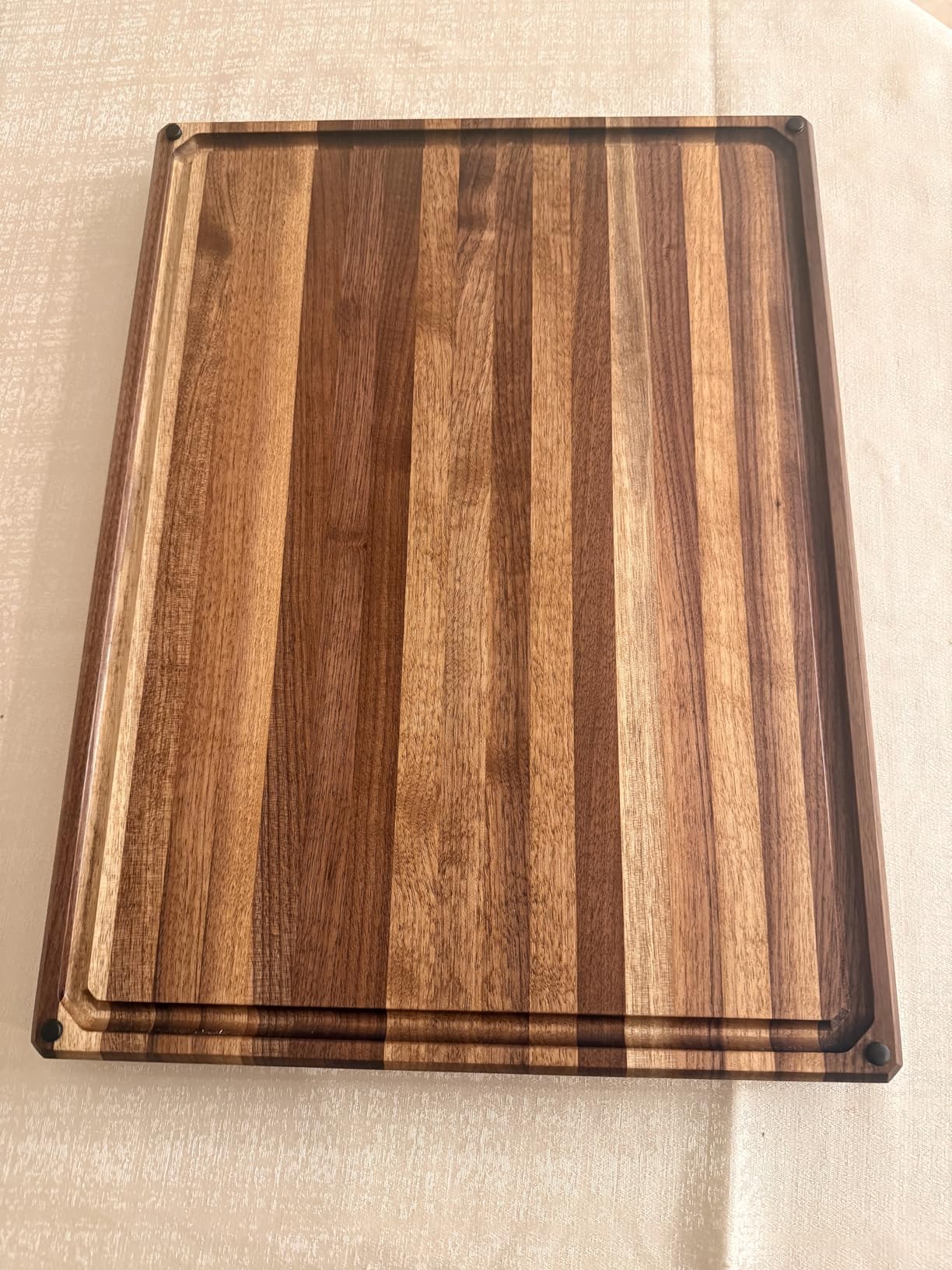 Sonder Los Angeles Doheny Wood Cutting Board Set | Acacia Edge Grain Cutting Board for Kitchen with Juice Groove | Perfect for Compact Daily Use | Gift Box Included | 14x10x1 in & 12x8x1 in customer photo 2