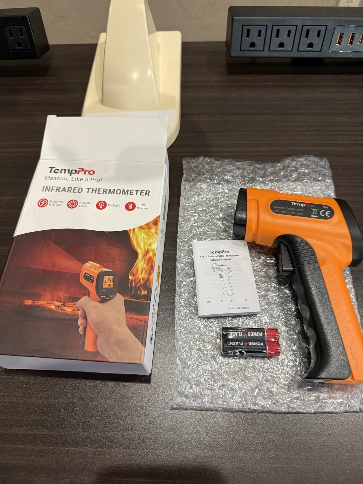TempPro TP450 2 Laser Temperature Gun for Cooking, 16:1 D:S Ratio Infrared Thermometer Gun for Pizza Oven, Laser Thermometer Gun with Adjustable Emissivity Temp Gun -58 to 1022°F(Previously ThermoPro) customer photo 2