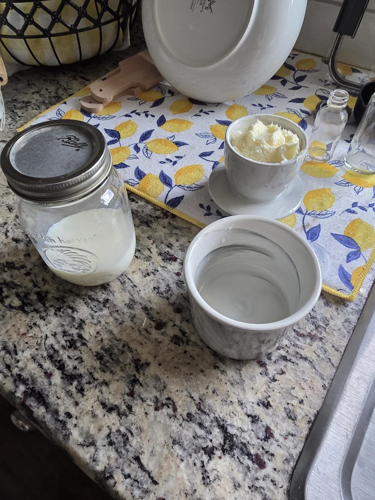 Dazey Butter Churn - Hand Crank Butter Churner - Manual Butter Maker - Beech Wood Paddles Included (Turn N Churn) customer photo 1