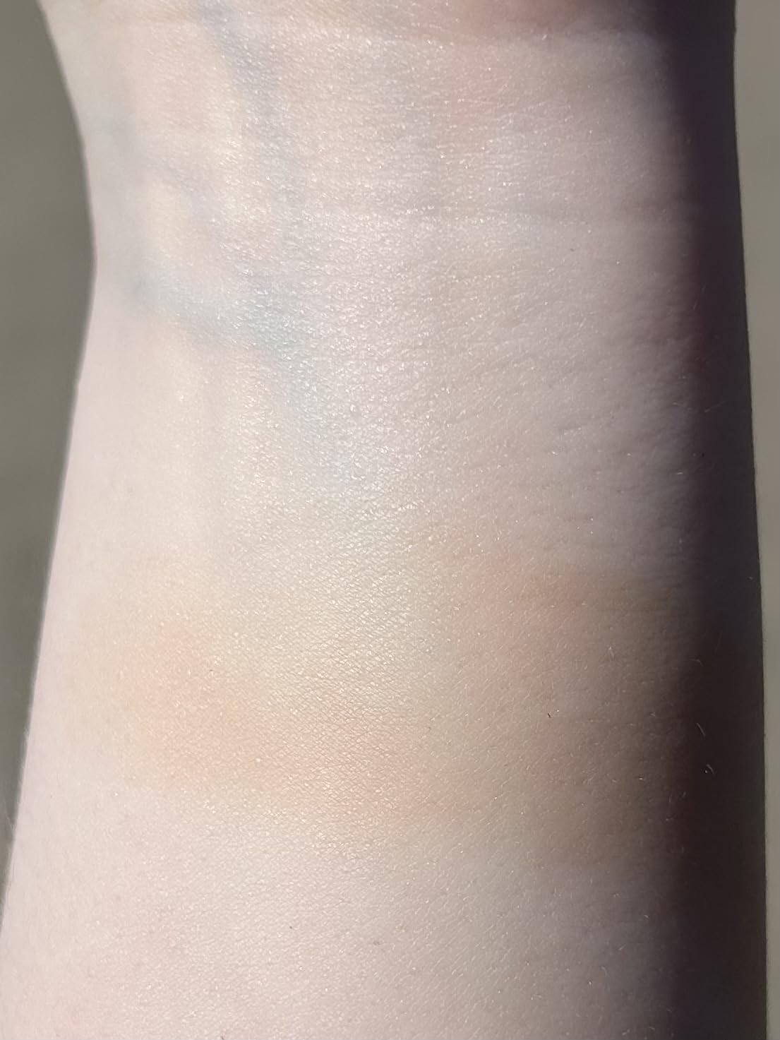 Supergoop! Mineral Mattescreen SPF 40 - Mineral, Oil-Free Broad Spectrum Sunscreen - Smooths Skin's Appearance, Minimizes Pores & Controls Shine - Water & Sweat Resistant customer photo 1