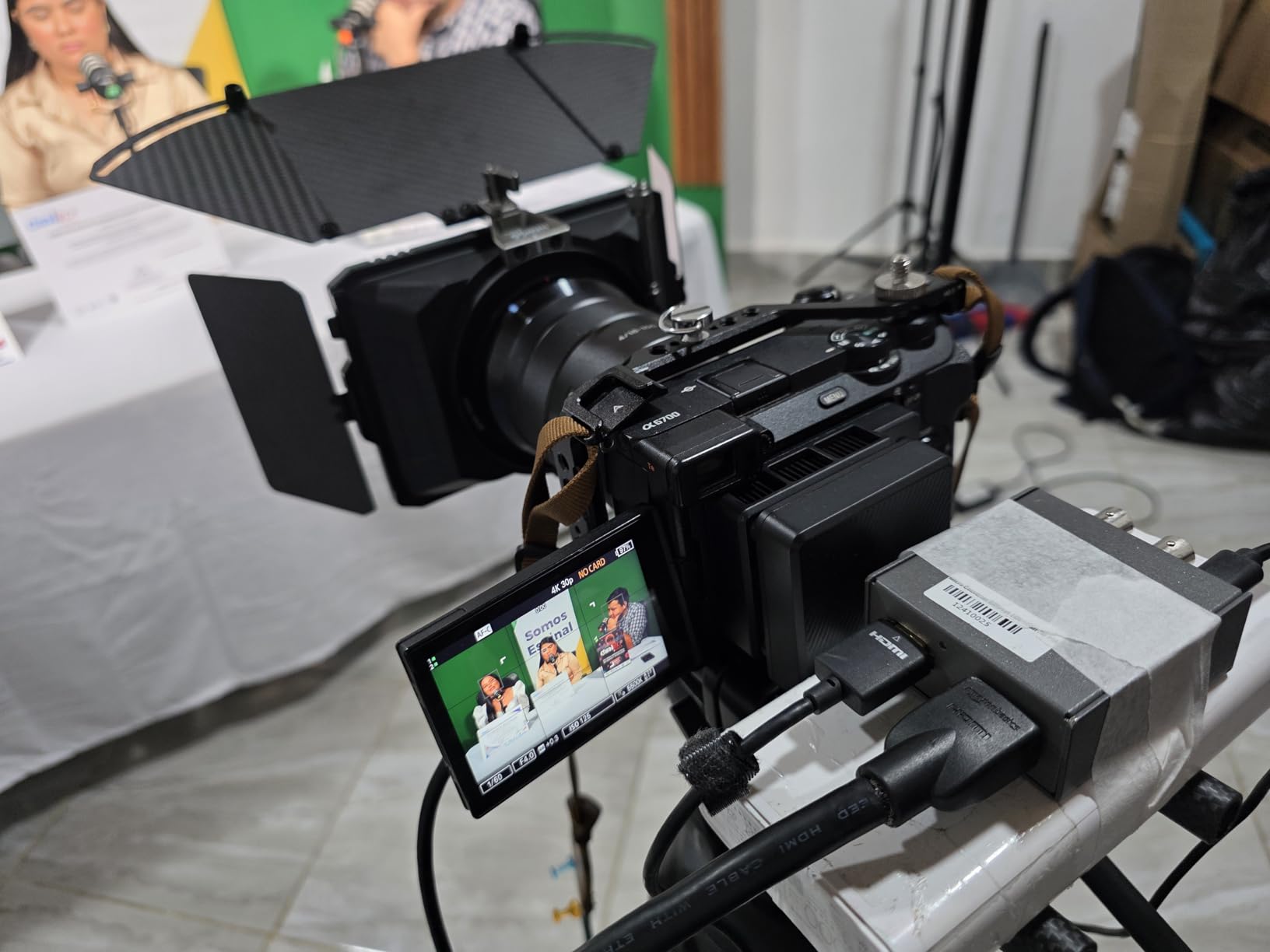 SmallRig Mini Matte Box Pro Flag Kit with Two 4 x 5.65 Filter Frame, Modular Anti-Glare System with 67/72/77/82-95mm Adapter Ring, Carbon Fiber Lightweight Design customer photo 1
