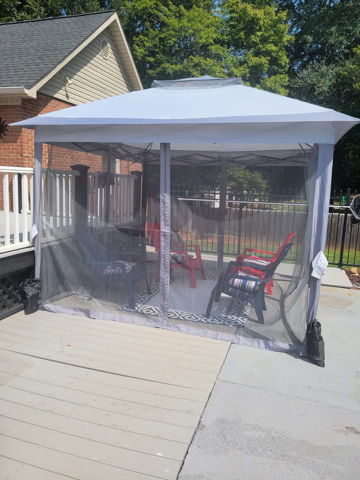 Yaheetech 11x11 Pop Up Gazebo Instant Tent with 17 Solar LED Lights & Zippered Mesh Netting, Outdoor Shelter Sun Shade Gazebo customer photo 1