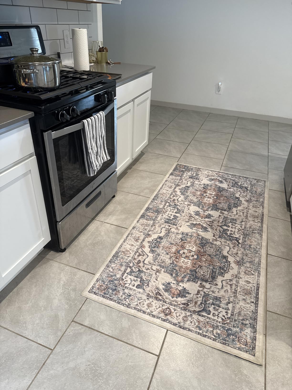 Hallway Washable Runner Rug - 2x10 Kitchen Rugs Entryway Rug Runner Vintage Soft Floor Mat Non Slip Indoor Farmhouse Carpet for Bathroom Living Room Bedroom (2 X 10, Beige) customer photo 1