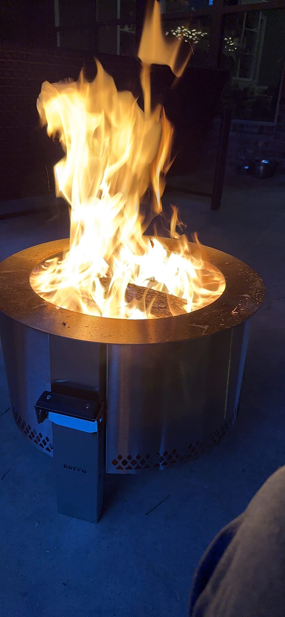 Breeo Smokeless Fire Pit (Y Series - Stainless Steel) | 21 inch Portable Smokeless Firepit for Outside | 31 Pounds | Ideal for Families Compatible with Wide Range of Breeo Accessories customer photo 1