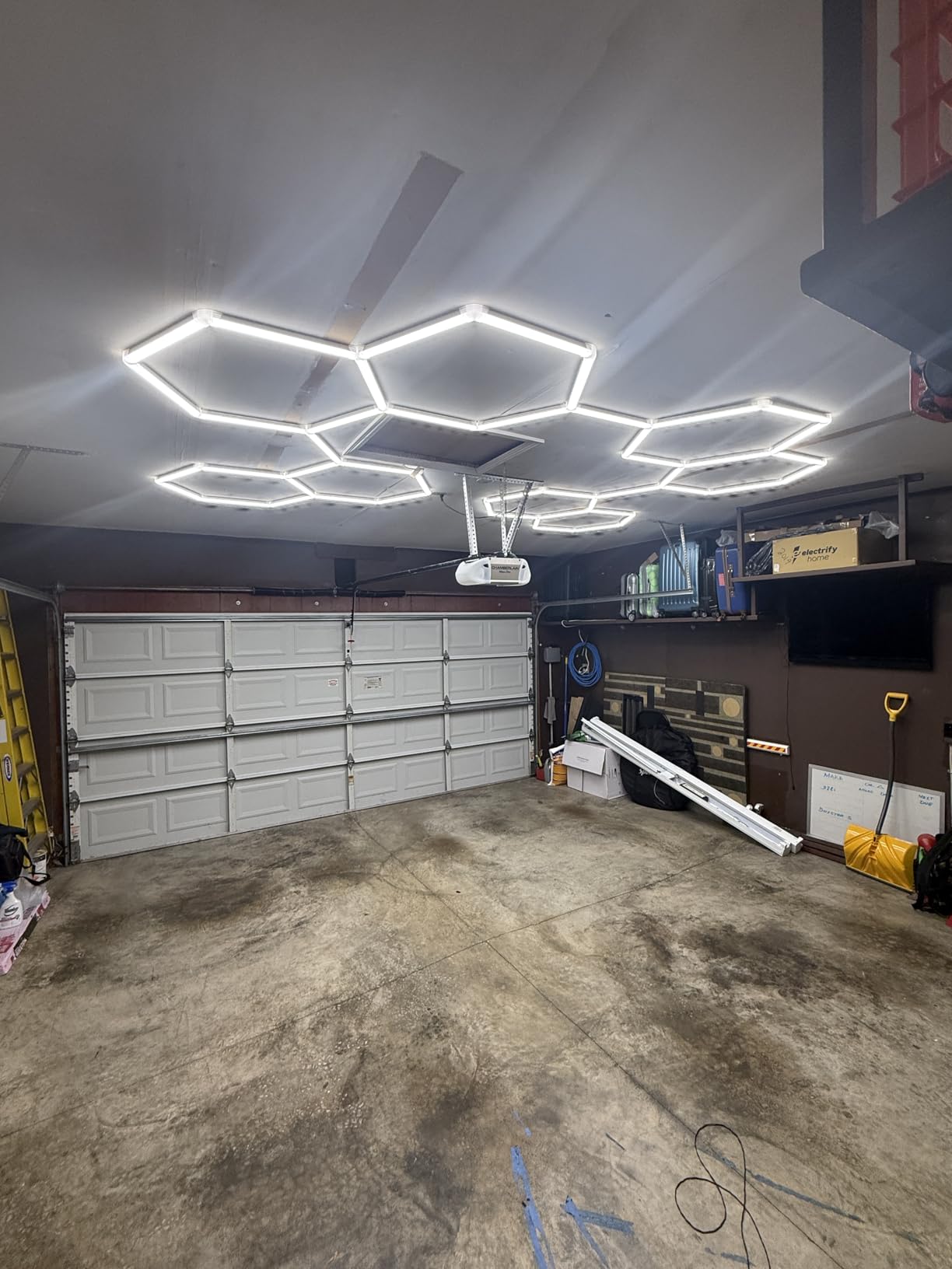 LZHOME Hexagon 5000K LED Garage Lights: 25 Pack Updated 1.31-inch Wider Size, 26300LM Super Bright Hex Lighting Ceiling LED Shop Light for Garage, Car Detailing, Workshop, Warehouse, Gym, Basement customer photo 2