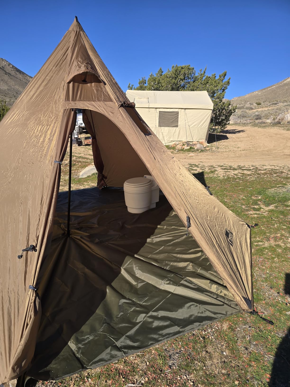 Laveo Dry Flush Toilet - Waterless, Portable, Self Contained, Great for Tiny Homes, Vans, Boats, Camping, RVs and Off Grid customer photo 2