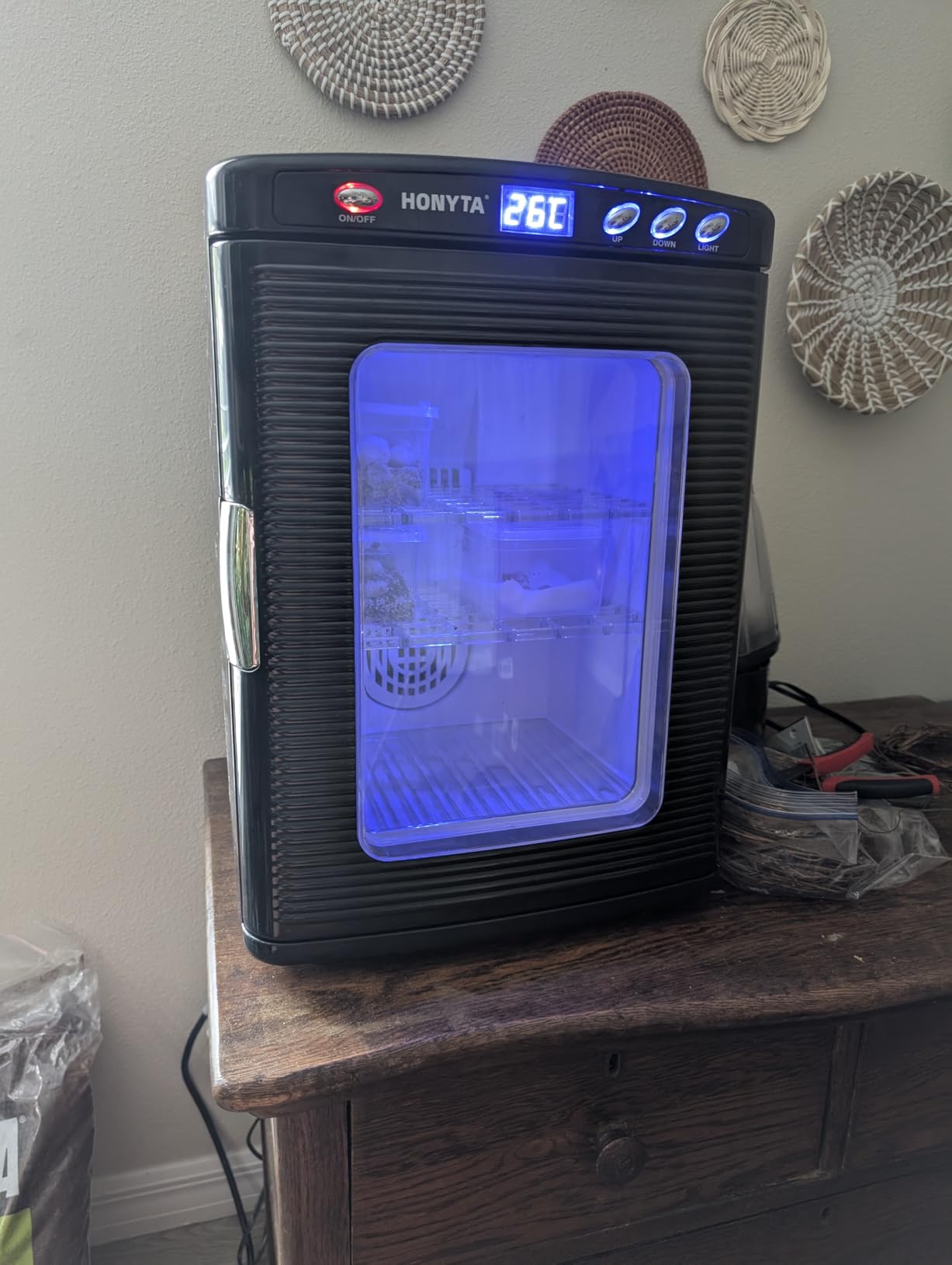 RYFT Incubators for Hatching Eggs, 25L Portable Reptile Scientific Lab Incubator with 5°C-60°C, 12V/110V Heating and Cooling for Small Reptiles (Black) customer photo 4