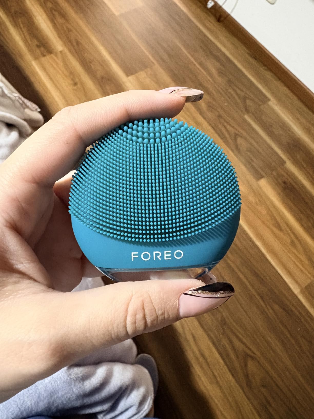 FOREO LUNA 4 go Face Cleansing Brush & Firming Massager - Premium Face Care - Enhances Absorption - Simple Skin Care Tools - For All Skin Types- Pistachio customer photo 1