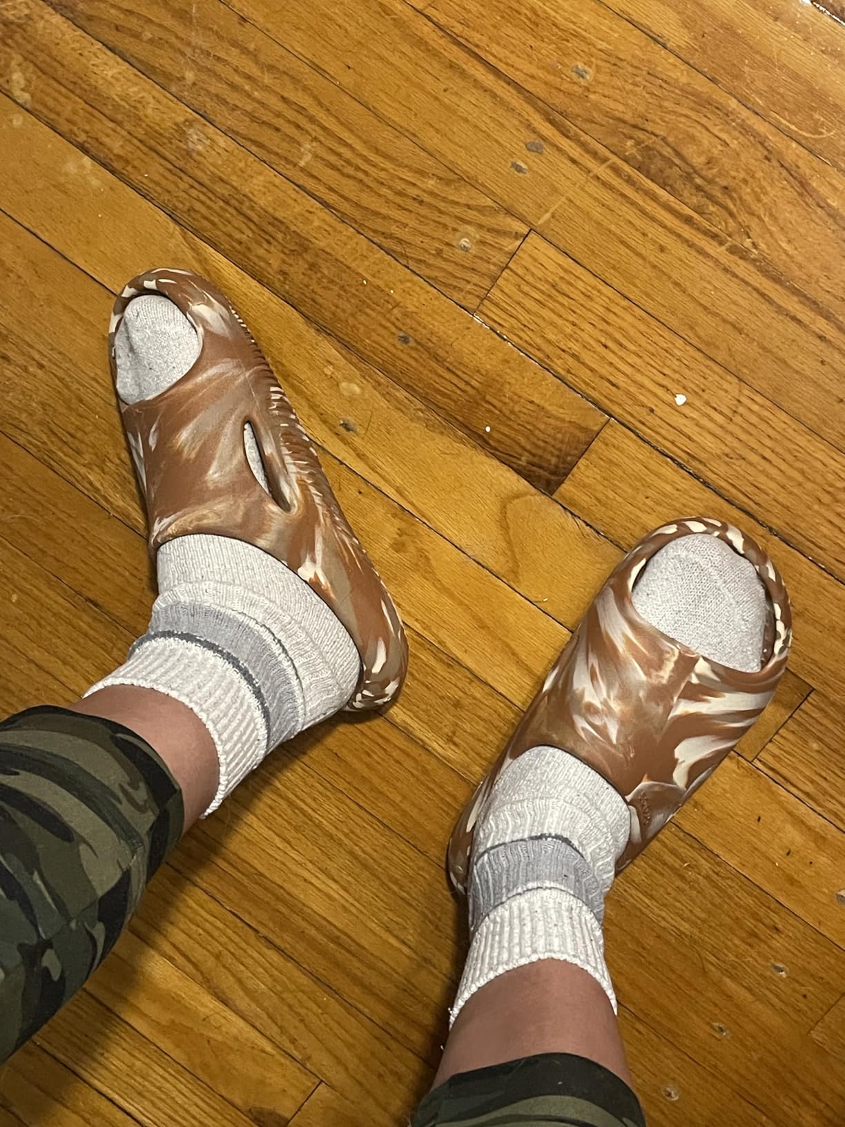 Crocs Unisex Adult Mellow Recovery Slides customer photo 2