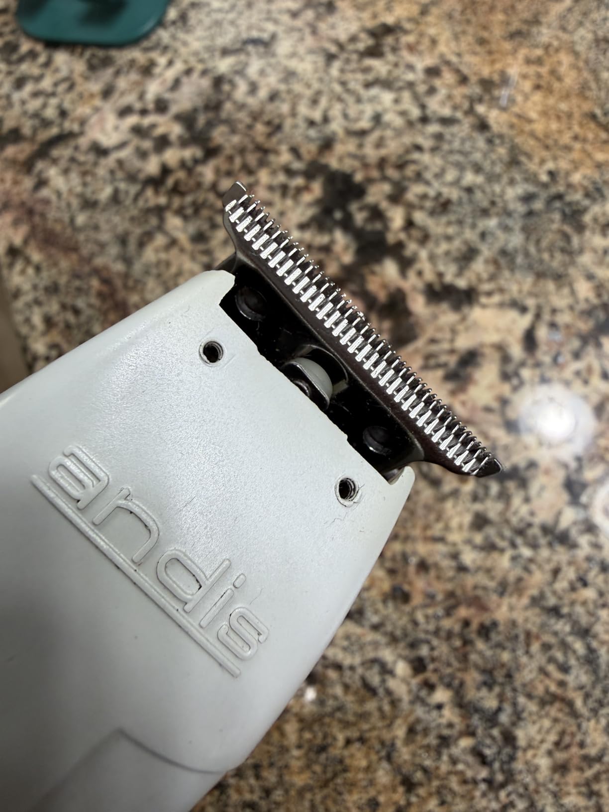 Andis 04780 Professional T-Outliner Beard & Hair Trimmer for Men with Carbon Steel T-Blade, Bump Free Technology - Corded Electric Beard Trimmer, GTO, Grey customer photo 1