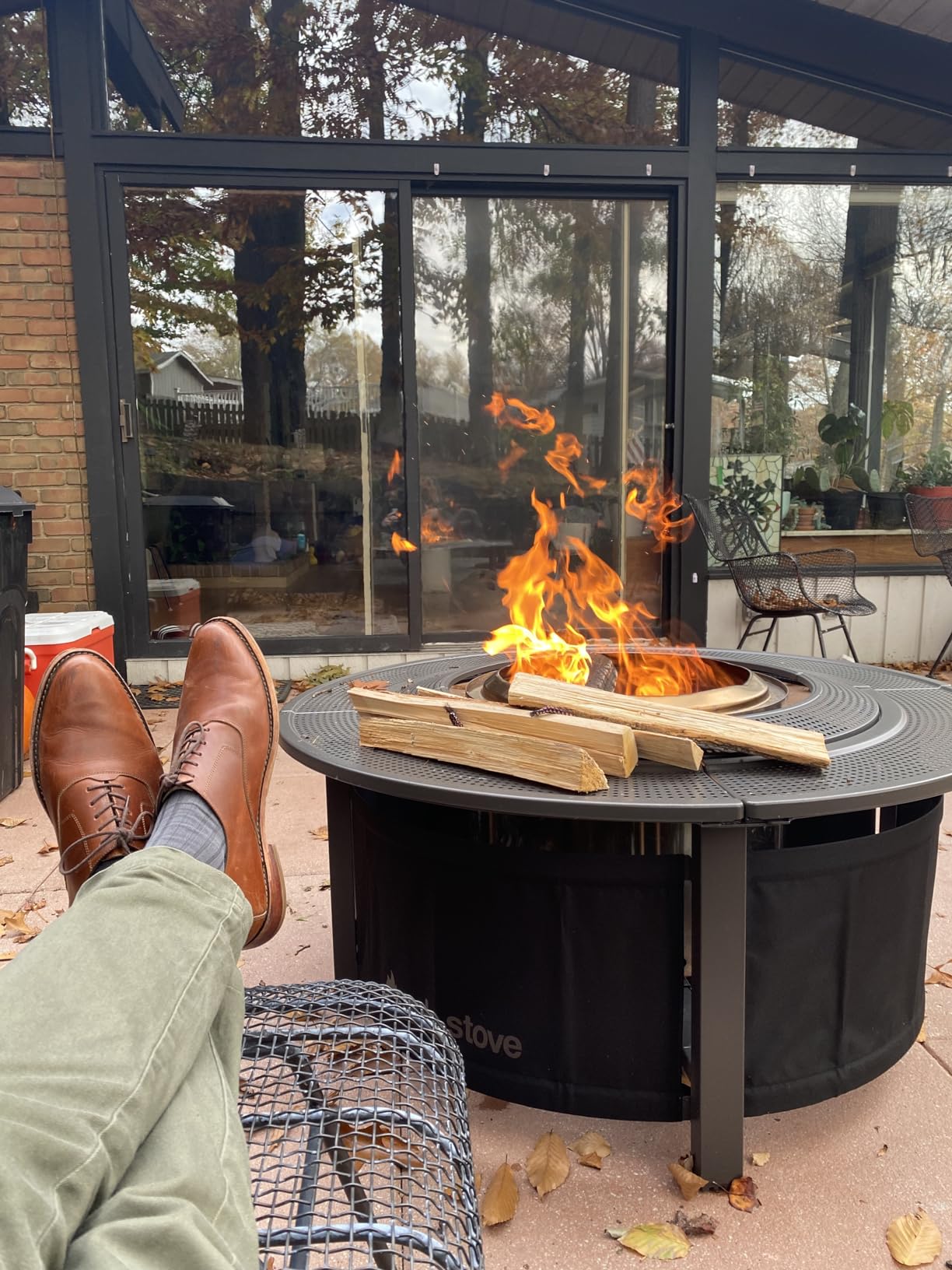 Solo Stove 42 Inch Fire Pit Surround Tabletop - Portable Protective Barrier for Wood Burning Fire Pits for Safety & Extra Space - Powder-Coated Steel and UV-Resistant Outdoor Fabric, Black customer photo 1