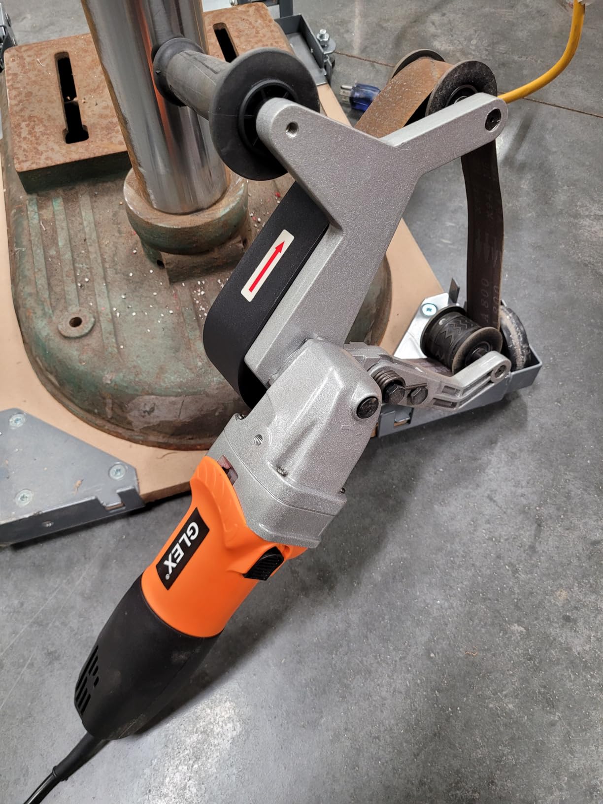 GLEX Metal Pipeline Polishing Machine, External Diameter Polisher, Stainless Steel Round Pipe Polisher, Steel Pipe Grinder, Round Tube Material Belt Sander, 110V 800W Aluminum Oxide Sanding customer photo 2