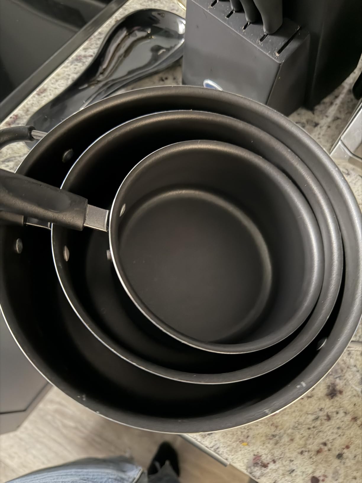 Tramontina Primeware 15-Piece Non Stick Cookware Set with Lids and Utensils, Aluminum Nonstick Pots and Pans Kitchen Set (Storm) customer photo 1
