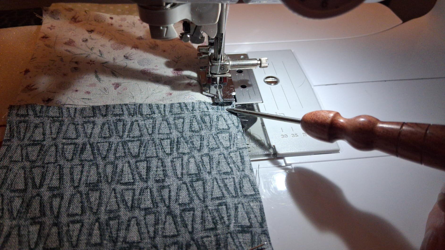 Savina Stiletto & Pressing Tool - Essential Quilting/Sewing Tool Stiletto, Presser - Precision Placement Tool for Getting Seams to Lay Correctly (1 Pieces) customer photo 2