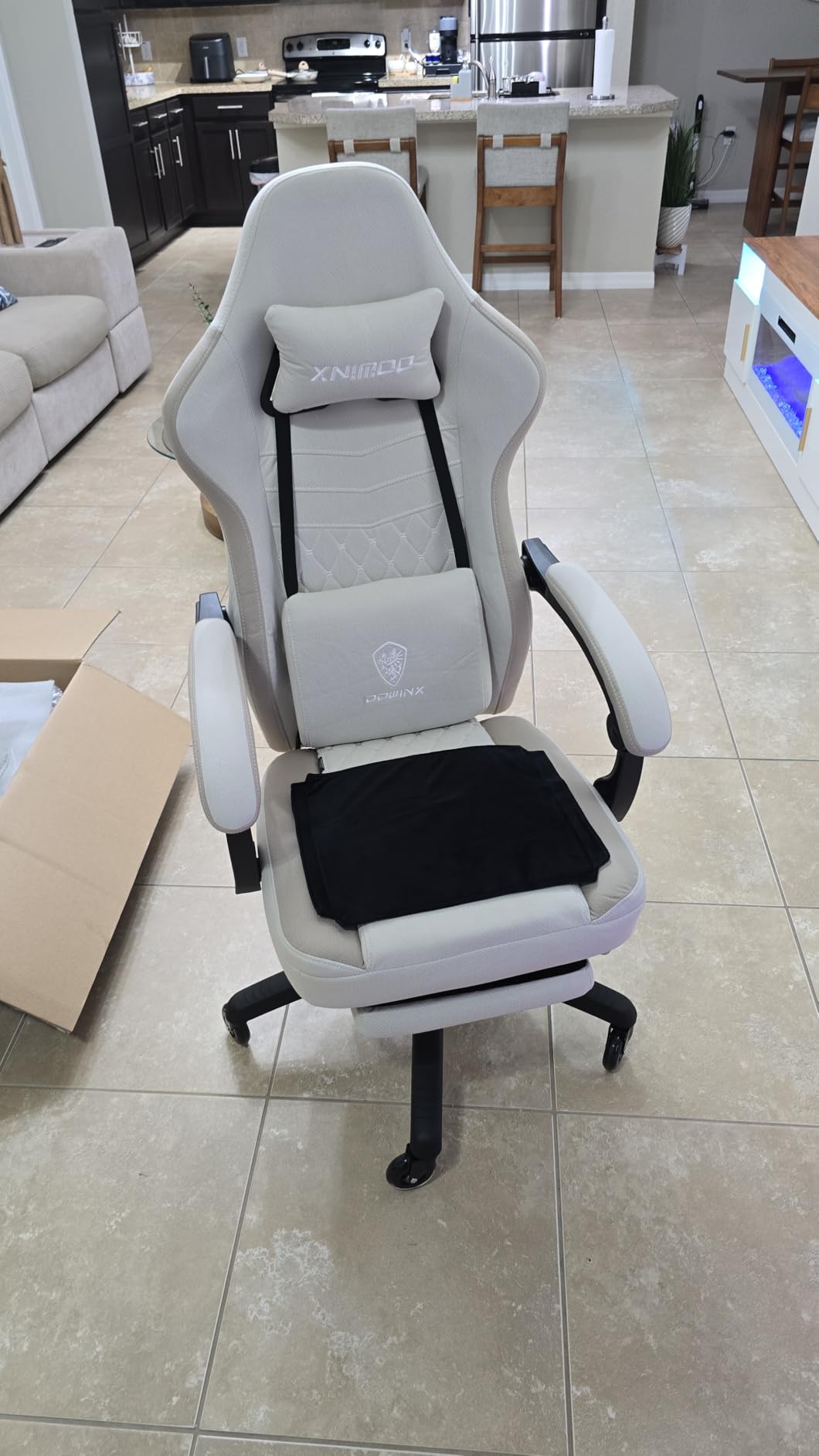Dowinx Gaming Chair Breathable Fabric Game Chair with Gel Pad and Storage Bag, Comfortable Gamer Chair with Pocket Spring Cushion, Ergonomic Computer Chair with Footrest, Green customer photo 1