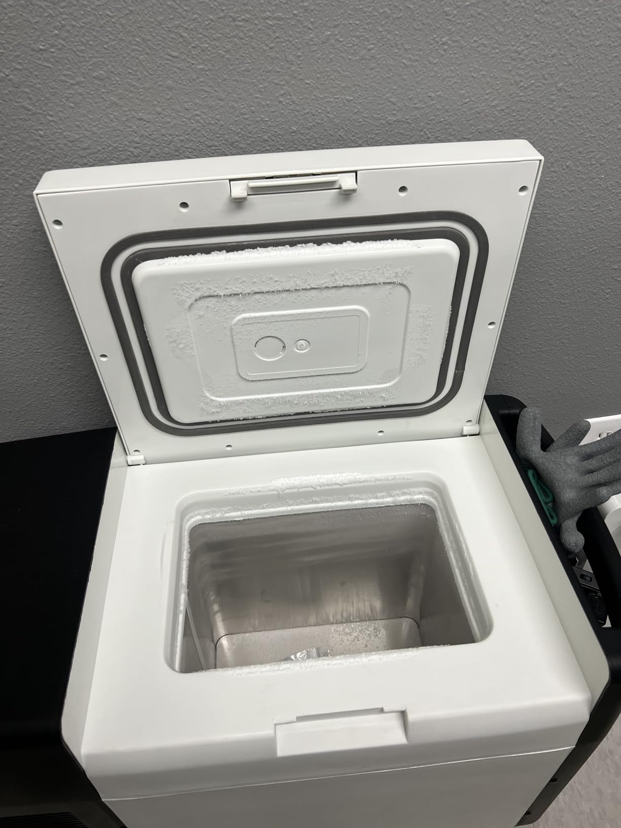-86°C Ultra-Low Temperature Freezer 80L Lab Cryogenic Freezer -123 °F Samples Flash Freezer for Laboratory Samples Storage(110V) customer photo 2