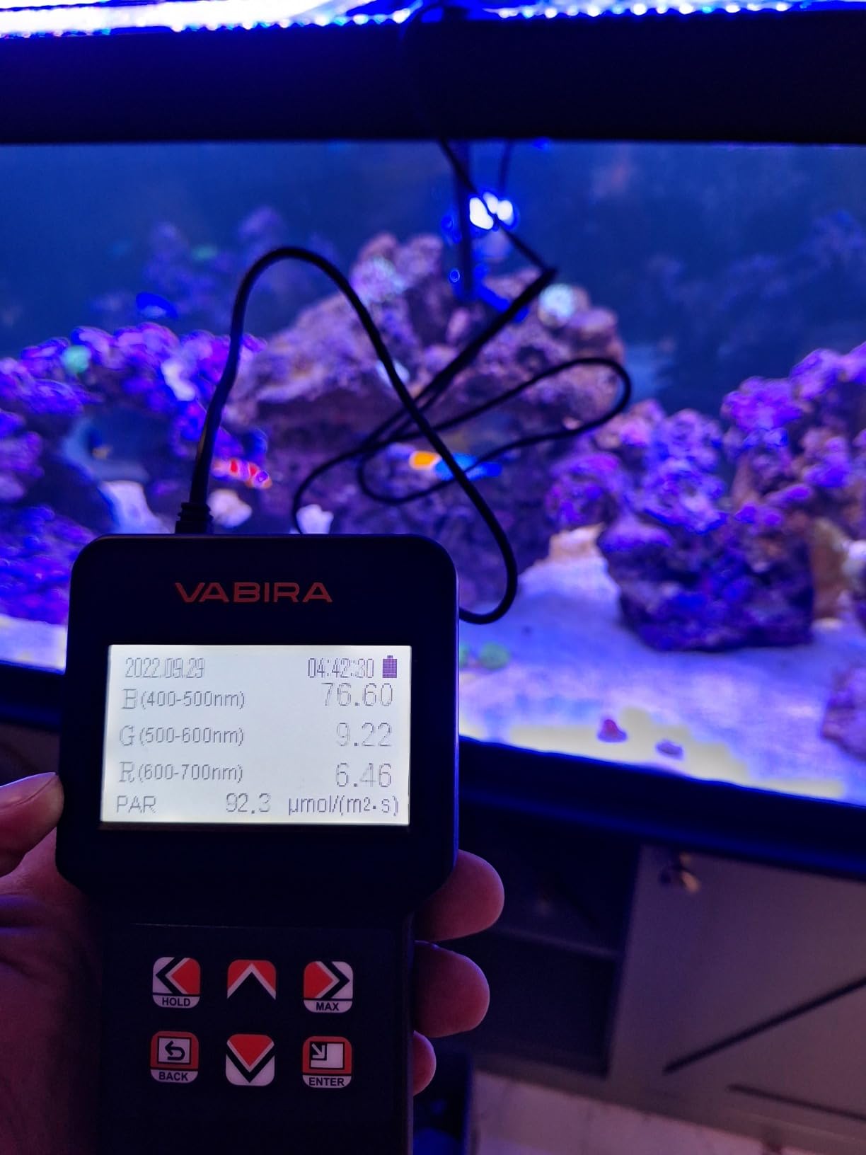 VBR-Aqua IP68 PAR Meter for Aquarium, Reef. R,G,B PAR Separately. with a 3FT Telescopic Rod customer photo 2