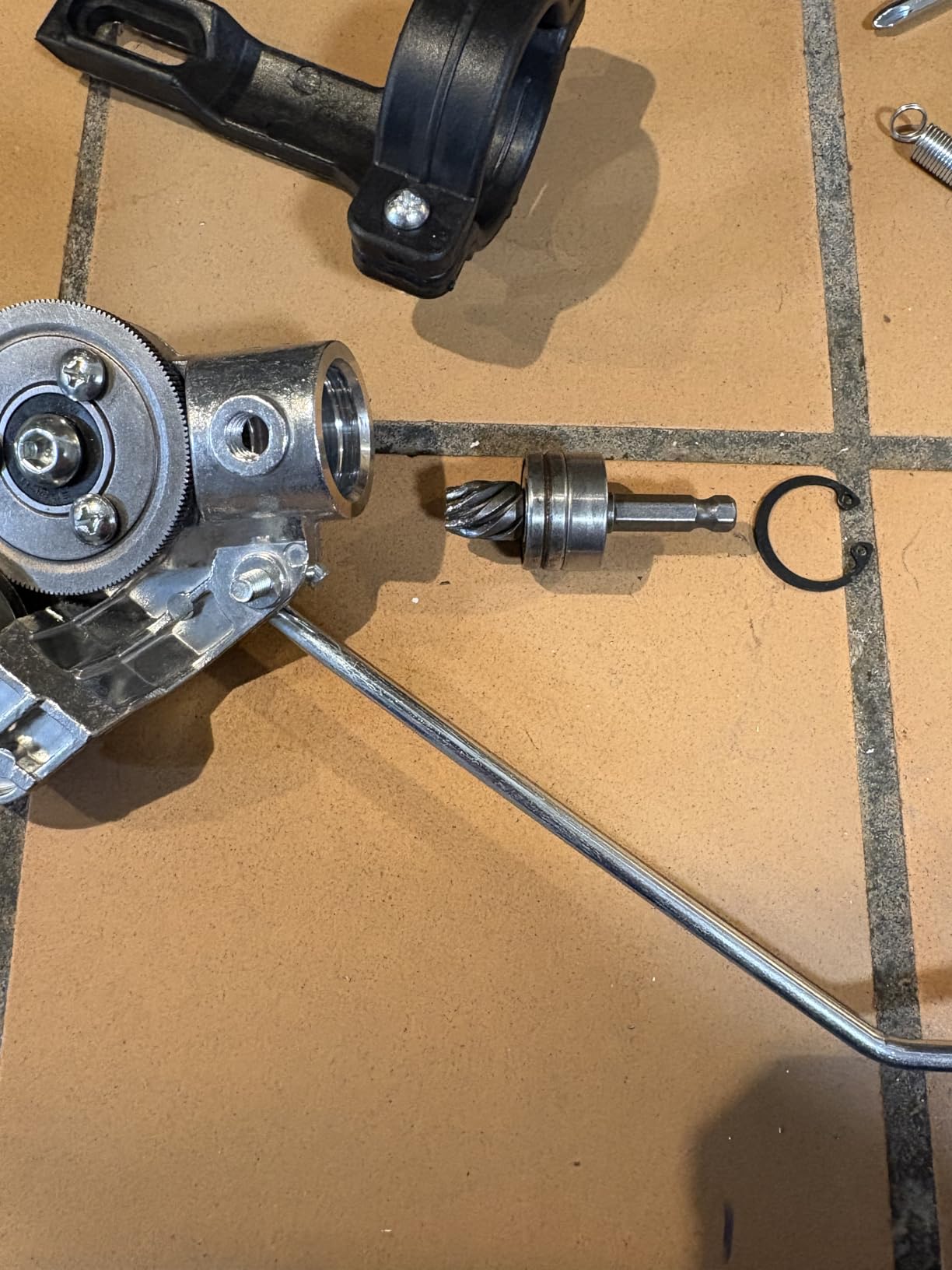 CZS Sheet Metal Cutter Drill Attachment, Electric Drill Shears Attachment Cutter Nibbler, Metal Nibbler Drill Attachment for Cutting Iron, White Sheet, Steel, Copper, Aluminum customer photo 2