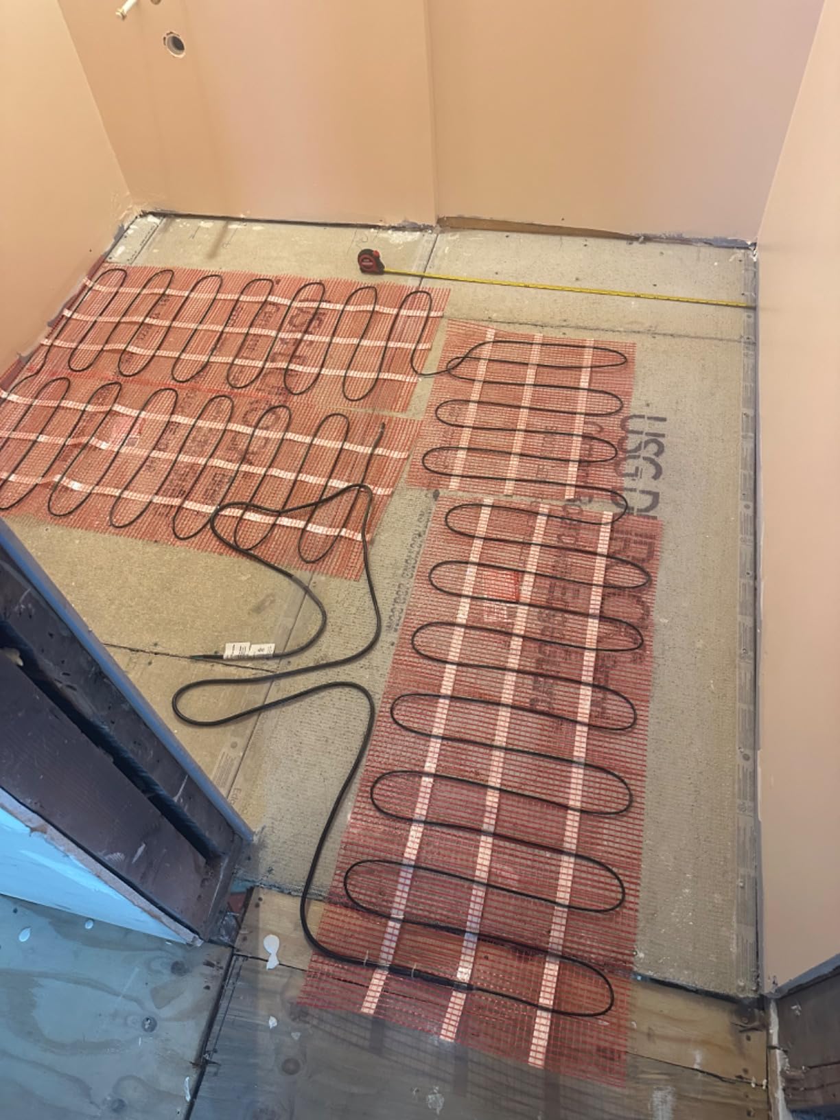 VEVOR Floor Heating Mat, 20 Sq. ft, Electric Radiant in-Floor Heated Warm System with Digital Floor Sensing Thermostat, Includes Installation Monitor, Adhesive Back for Easy Installation on The Floor customer photo 1