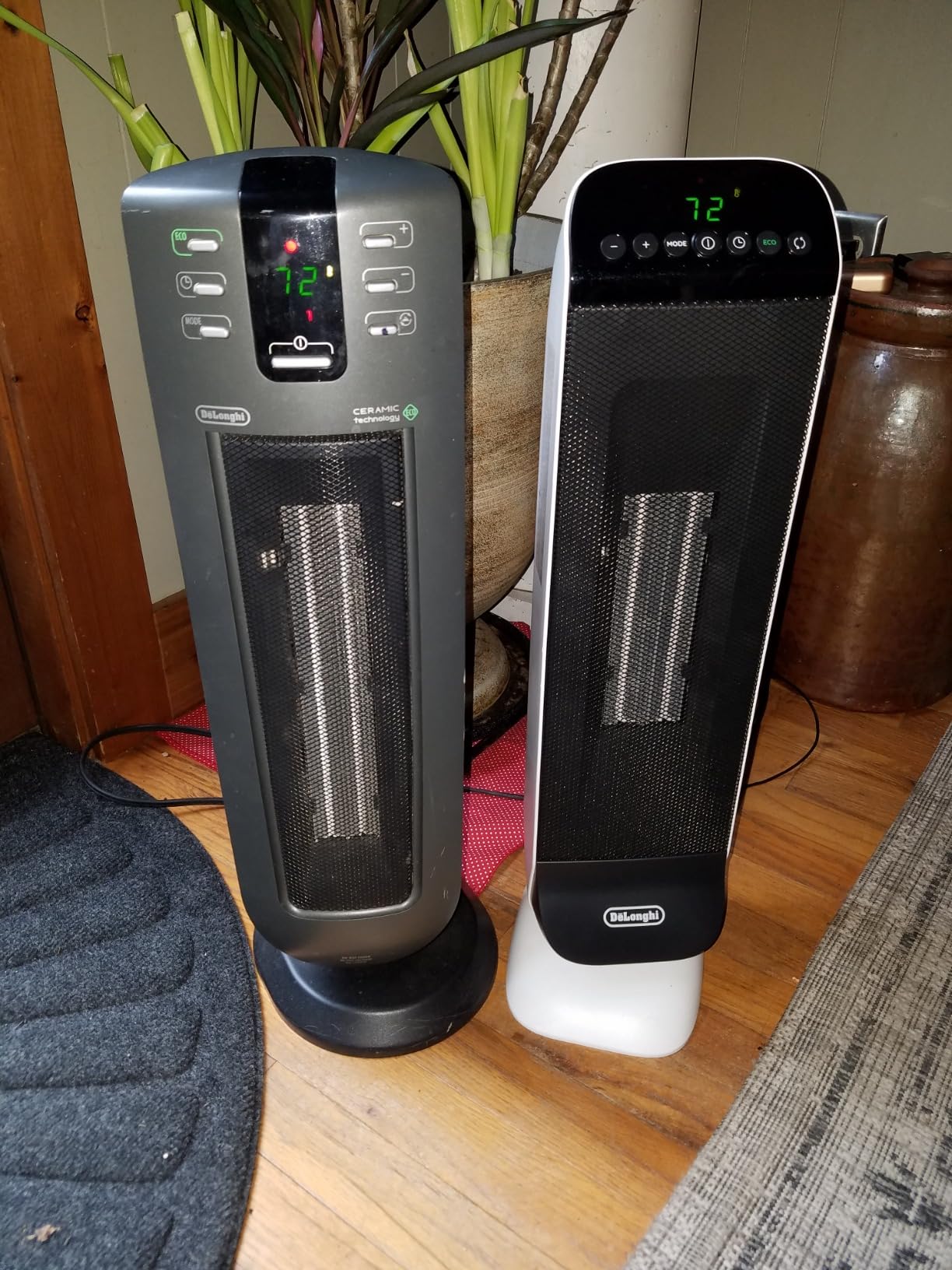DeLonghi 1500w Ceramic Digital Tower Heater made with recycled materials and packaging, remote, ECO, oscillation customer photo 1