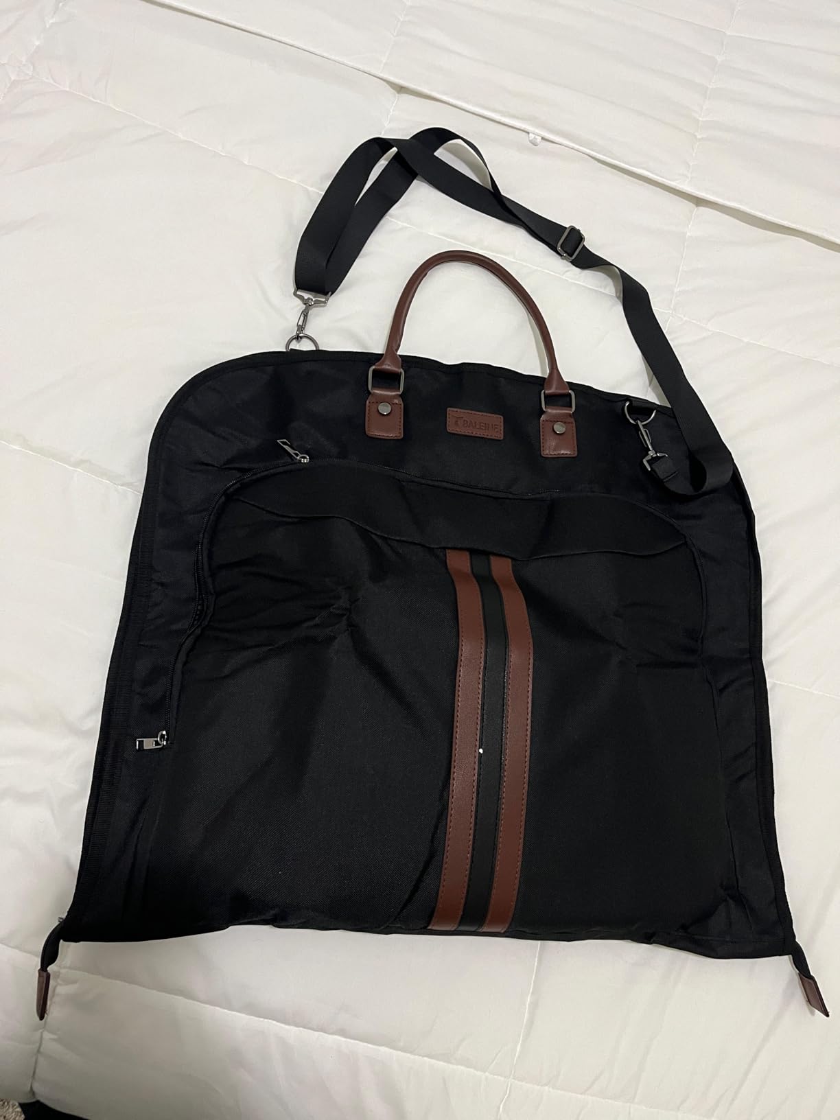 BALEINE Garment Bags for Travel, Water Resistant Carry on Suit Bag | Durable 600D Oxford Fabric, Reinforced PU Handles, Wrinkle Free Storage, Adjustable Shoulder Strap, Multiple Storage Pockets customer photo 1