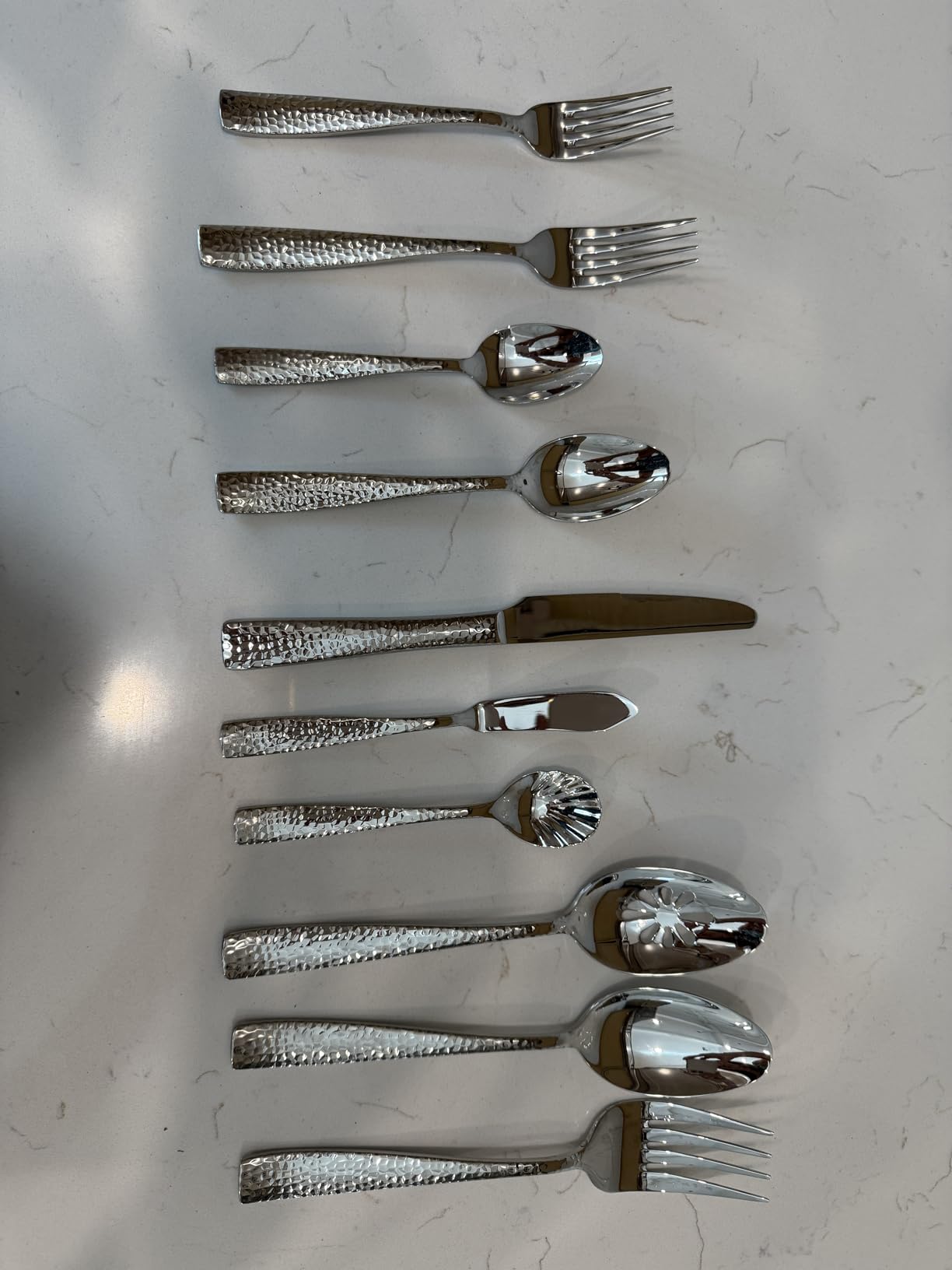 KEAWELL Premium 45-Piece Louis Hammered Silverware Set, 18/10 Stainless Steel, Service for 8-12, Fine Flatware Set, Dishwasher Safe customer photo 2