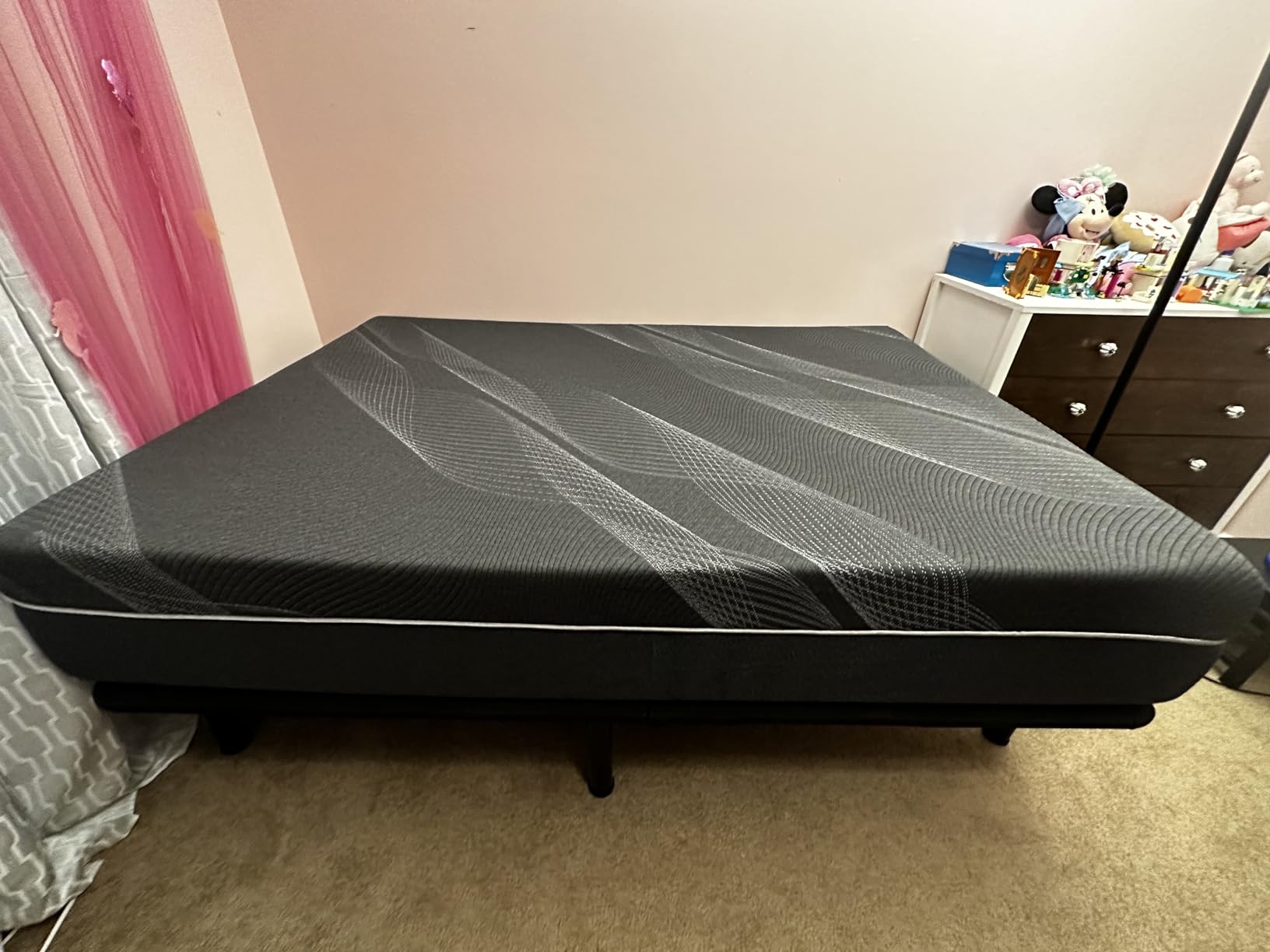 Dyonery Twin XL Adjustable Bed Base Frame with Wireless Remote + 12 Inch Twin XL Gel Memory Foam Mattress Bed in a Box, Head and Foot Incline, Zero Gravity, Fiberglass Free customer photo 2