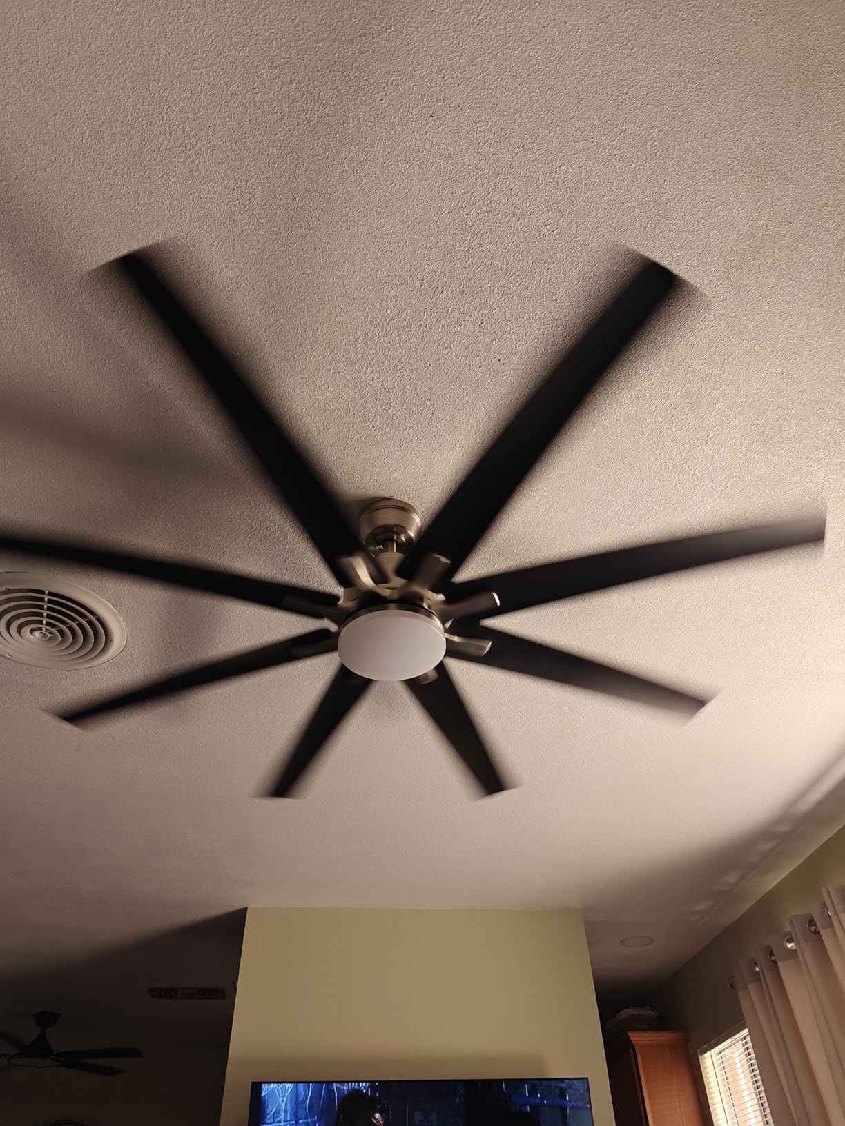 Sofucor 66 Inch Smart Ceiling Fans with Lights, Indoor/Outdoor Ceiling Fan with Remote, Work With Alexa/Google, Reversible DC Motor, Dimmable, 8 Blade Large White Ceiling Fan Light for Bedroom Patio customer photo 1