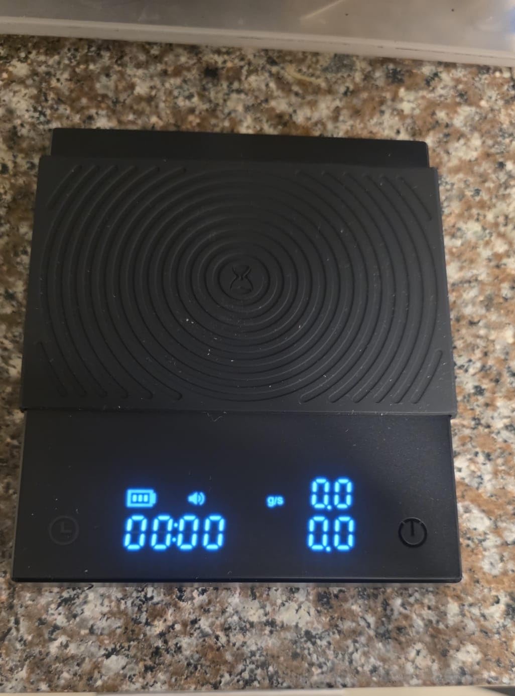 TIMEMORE Coffee Scale Basic 2.0 Electronic Espresso Scale with Water Flow Rate and Timer Function, Free Switching of Ounce/kg Units, Digital Scale for Kitchen/Baking/Cooking, Black customer photo 1
