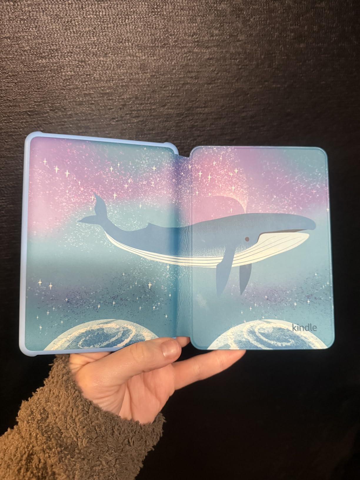 Amazon Kindle Kids 16GB (newest model) - If it breaks, we will replace it, includes ad-free books and cover, with glare-free display, faster page turns - Space Whale customer photo 2