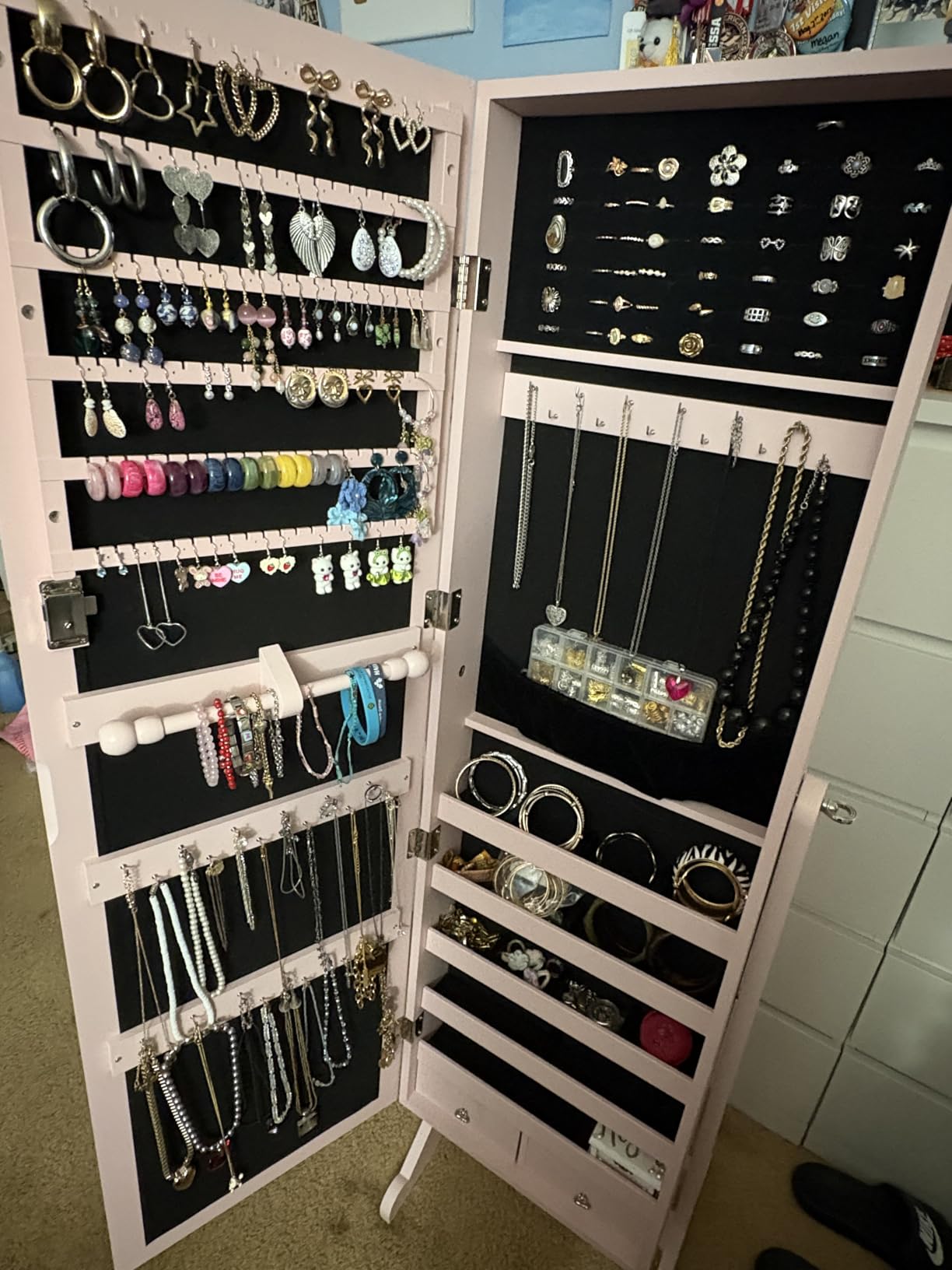 Best Choice Products Freestanding Jewelry Armoire Cabinet, Full Length Standing Mirror, Lockable Makeup Storage Organizer, w/Velvet Lining, 3 Angles, Lock, Accessory Pouch, 5 Shelves - Sage customer photo 2