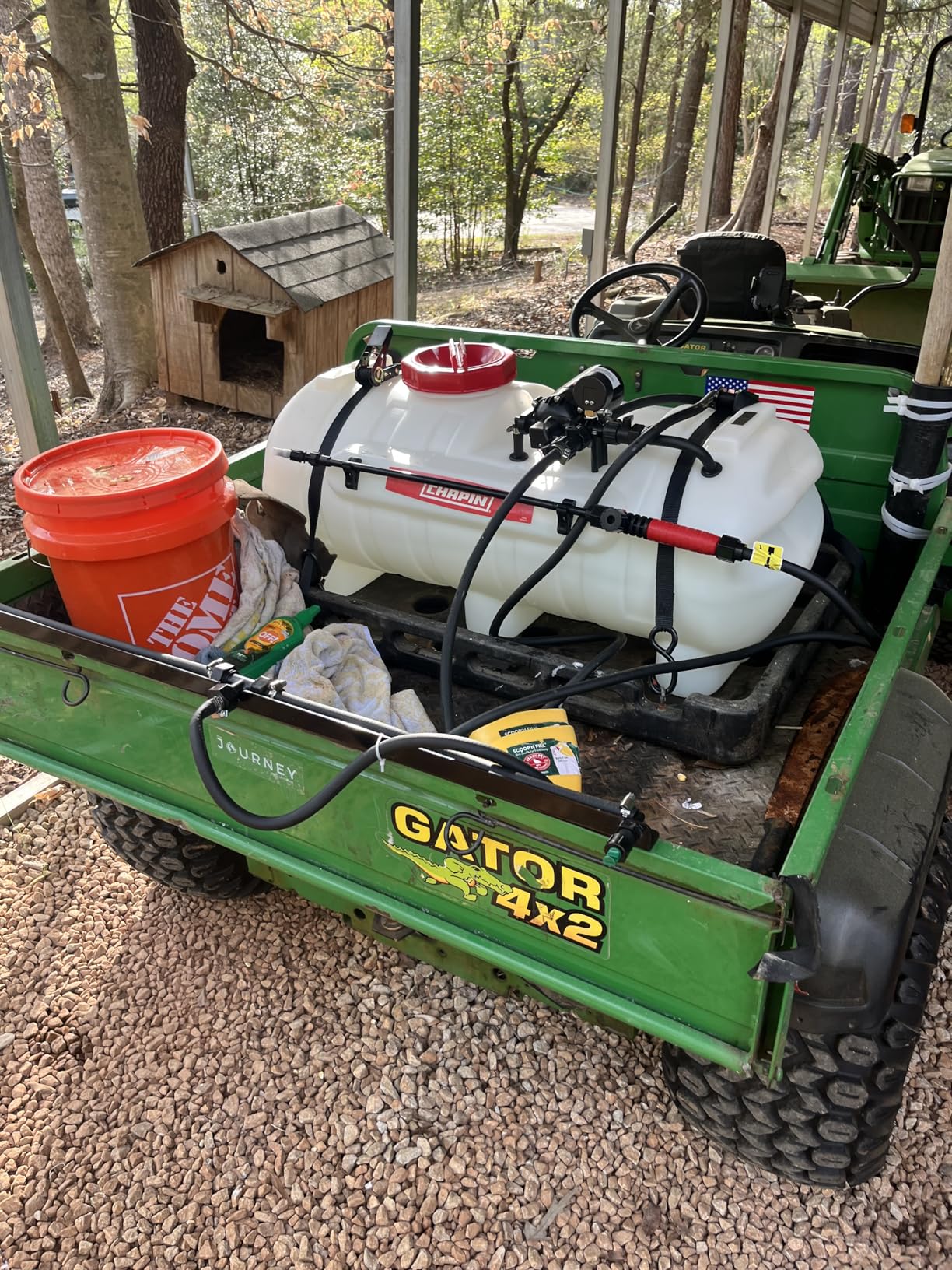 Chapin 97214: Made in The USA 25-Gallon 2.5GPM/12V EZ Mount Deluxe Multi-Purpose ATV/UTV Tank Sprayer for Lawn & Garden, Farm & Acreage, Fertilizers, Weed Control, with 2-Nozzle Spray Boom Attachment customer photo 1