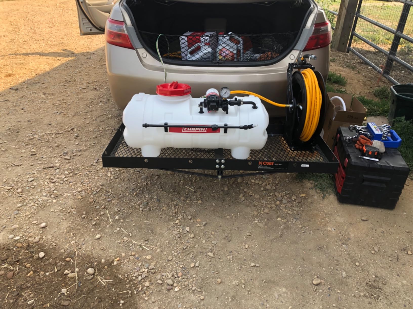 Chapin 97214: Made in The USA 25-Gallon 2.5GPM/12V EZ Mount Deluxe Multi-Purpose ATV/UTV Tank Sprayer for Lawn & Garden, Farm & Acreage, Fertilizers, Weed Control, with 2-Nozzle Spray Boom Attachment customer photo 2
