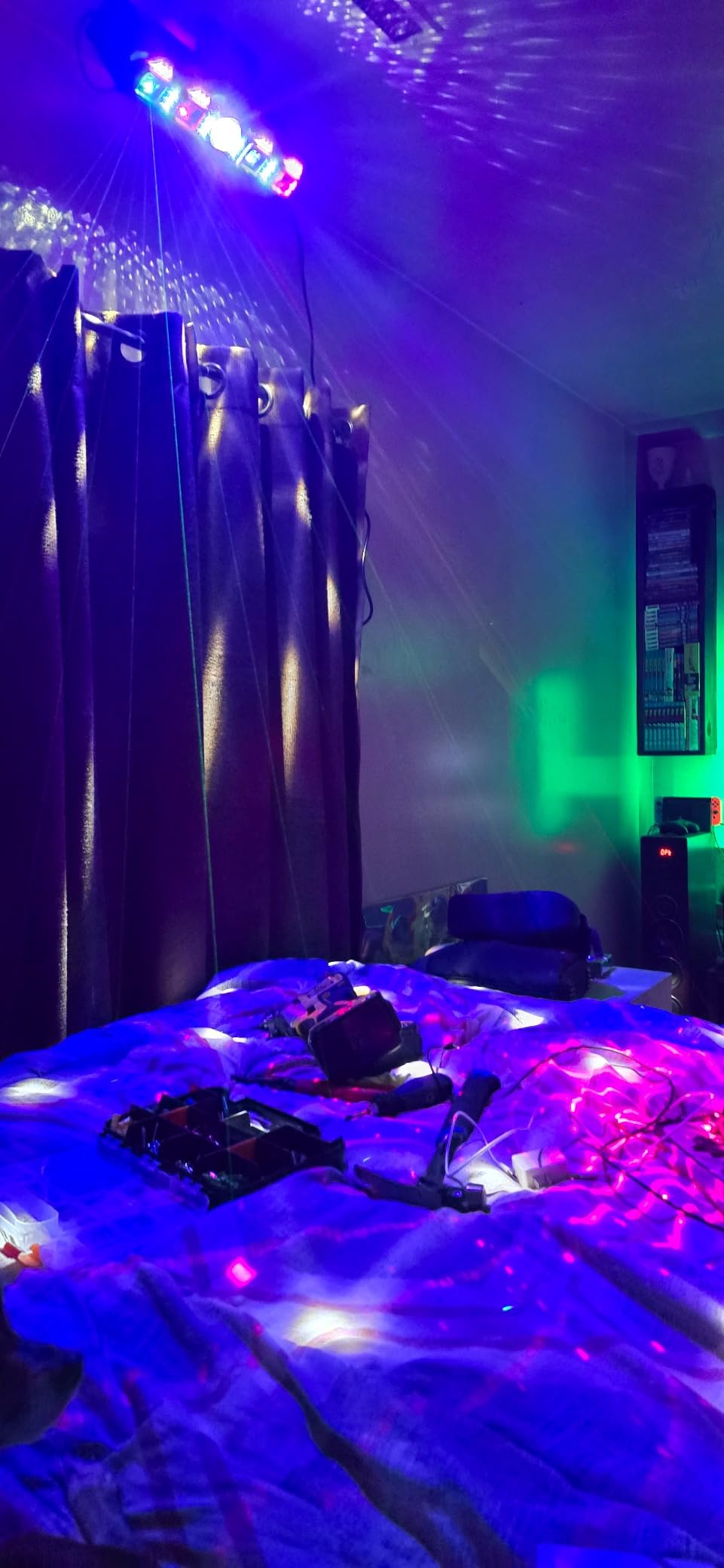 KeoBin DJ Lights for Parties, Pro 6 in 1 DMX & Sound Activated Laser Light Show Machine customer photo 2