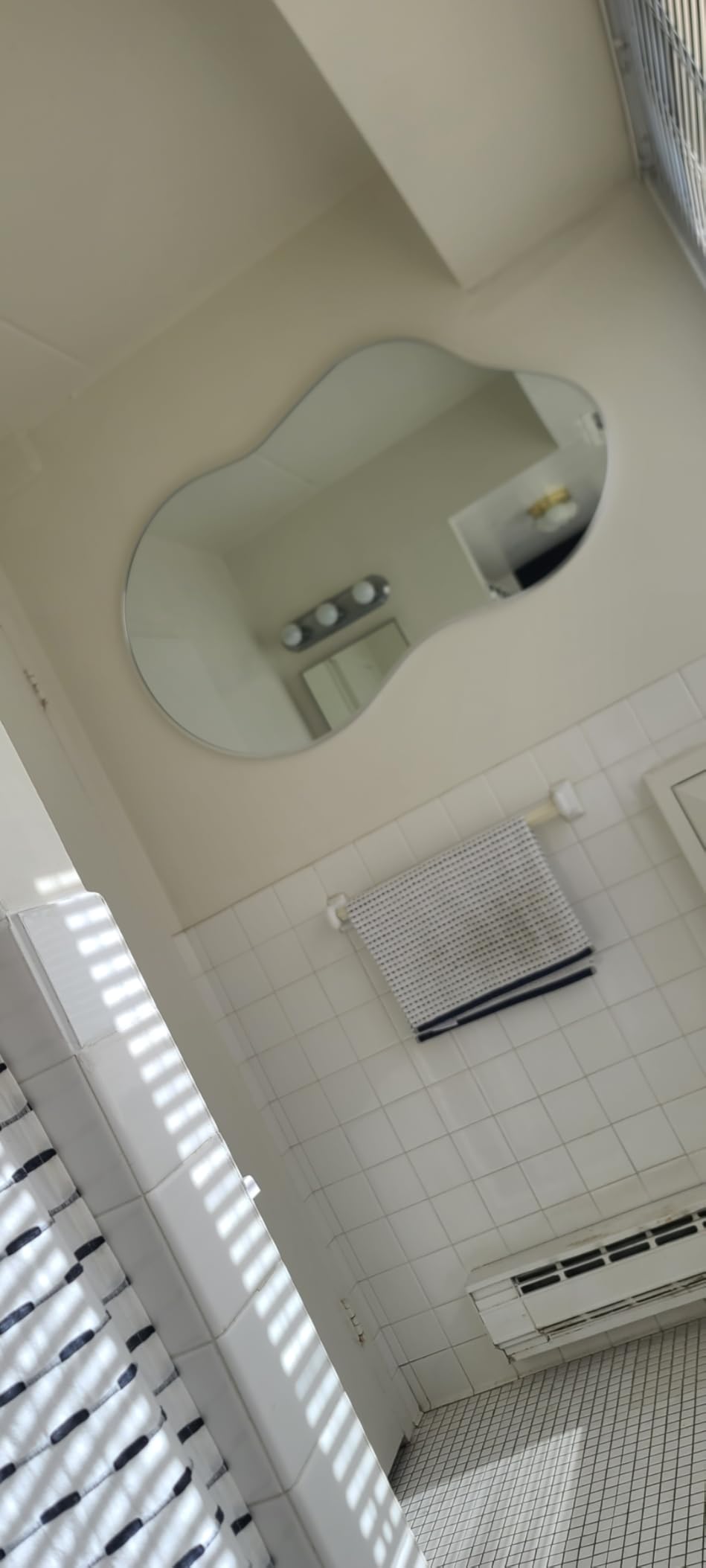 Dorlicecass Irregular Wall Mirror - Wall Mirrors Decorative 20