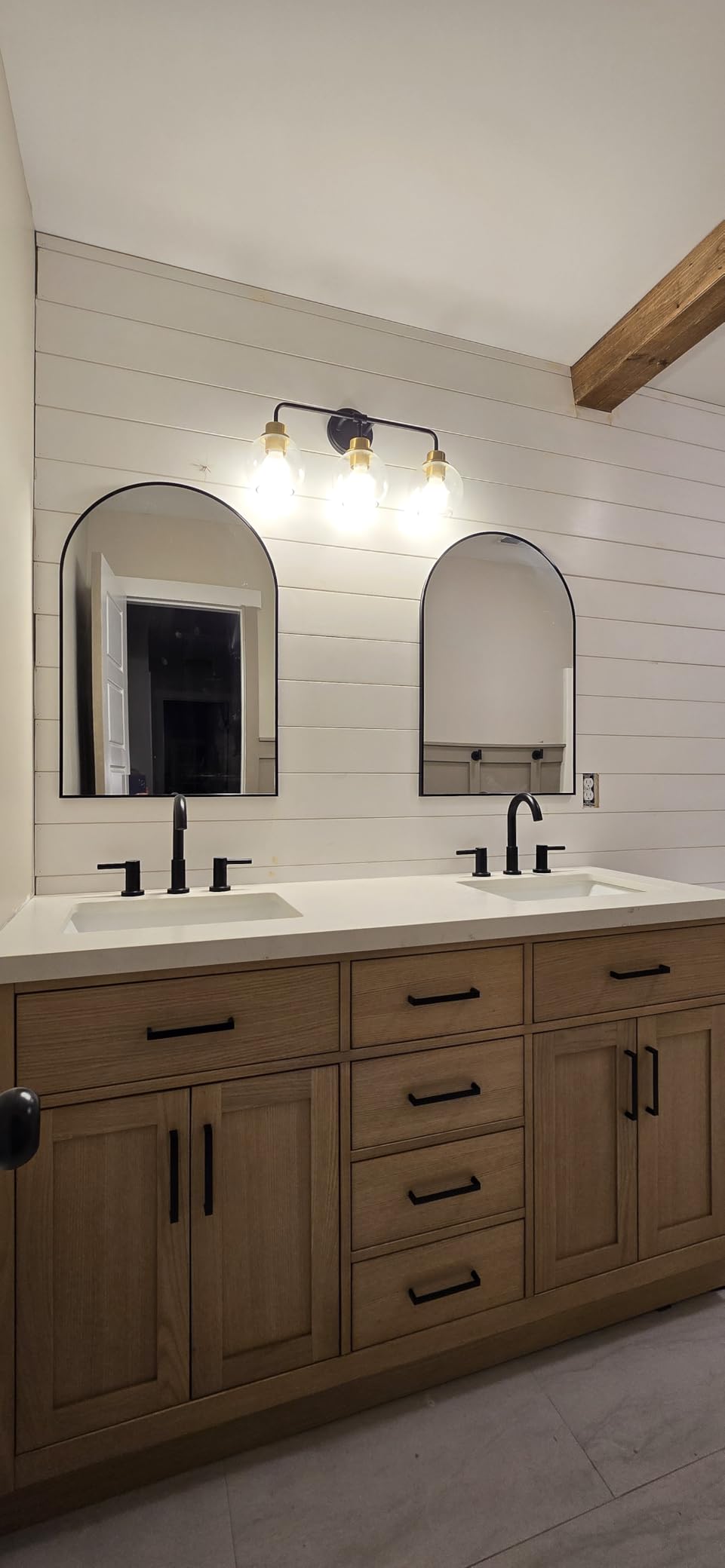 ARIEL Hepburn 60-inch Bathroom Vanity with Sink, Solid Wood, 1.5-inch Carrara White Quartz Countertop & Backsplash, Double Rectangular Porcelain Sink, 4 Soft Closing Doors, 6 Dovetail Drawers, White customer photo 2