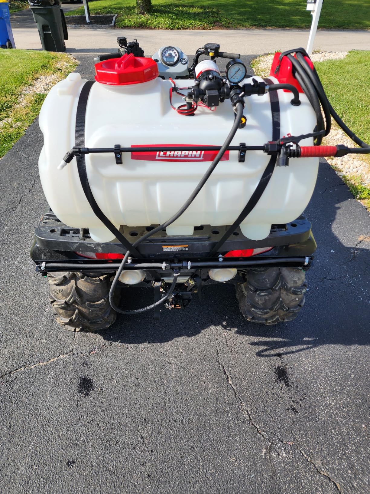Chapin 98444 ATV 40G Water Tank Sprayer with 2-Nozzle Boom and 2.5 GPM Pump, for Agriculture/Farming/Acreage customer photo 1