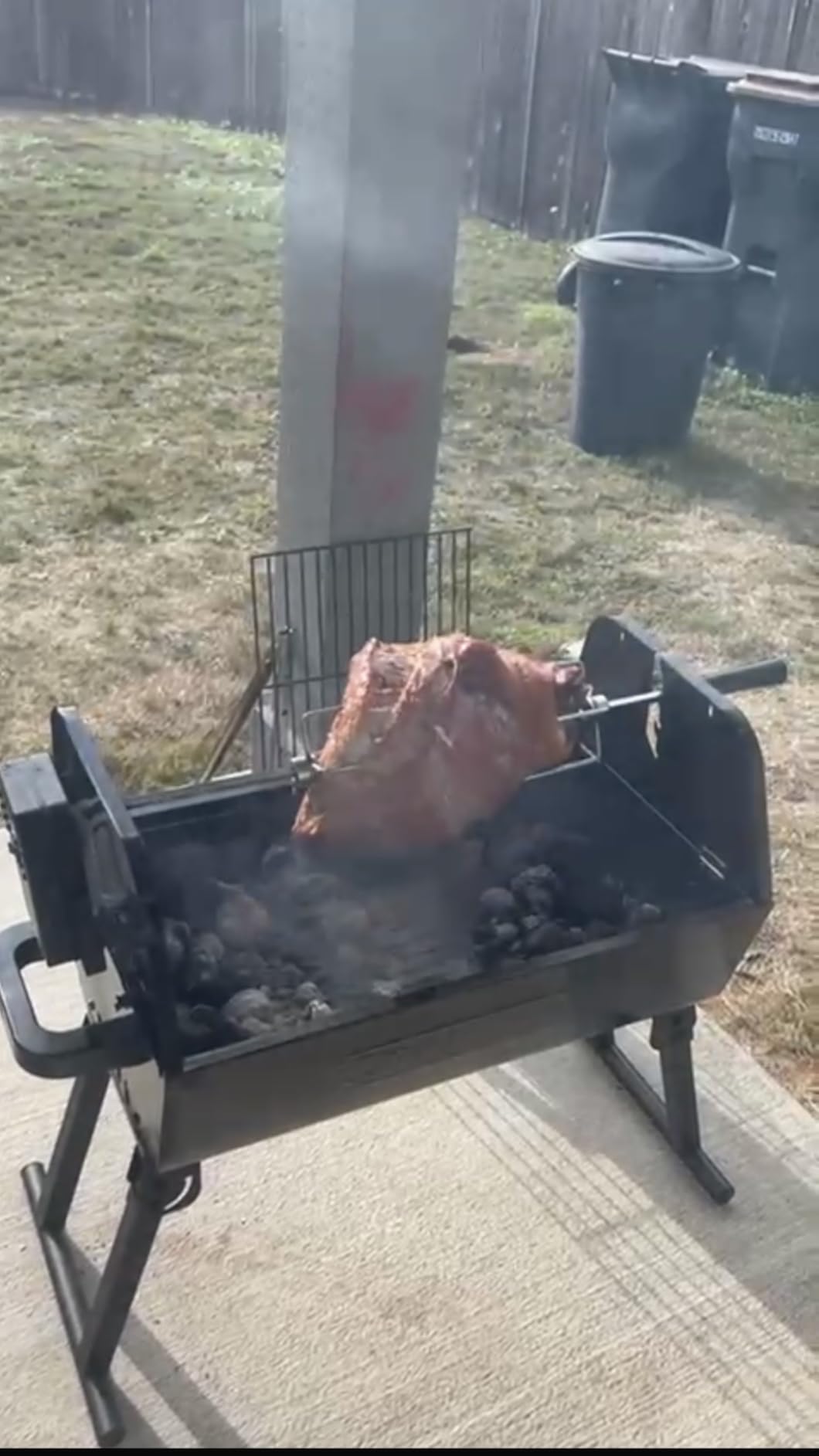 BRANDMAN GRILLS SINCE 1987 2-in-1 Portable Charcoal BBQ Rotisserie Grill 257 sq.in. Porcelain Enameled Grate with Motorized Kit Folding Camping Grill Lightweight for Roadtrip Outdoor Camping customer photo 1