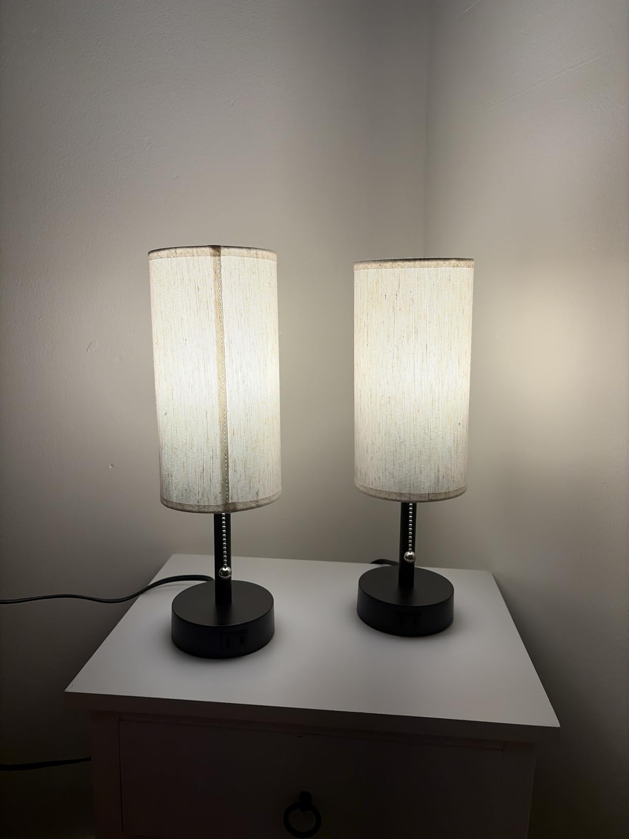 Fenmzee Bedside Table Lamps Set of 2-3 Color Temperatures Pull Chain Lamp with AC Outlet Charging Port, Small Round Night Stand Lamps for Bedroom Guest Room Office, Bed Side Light with E26 LED Bulbs customer photo 1